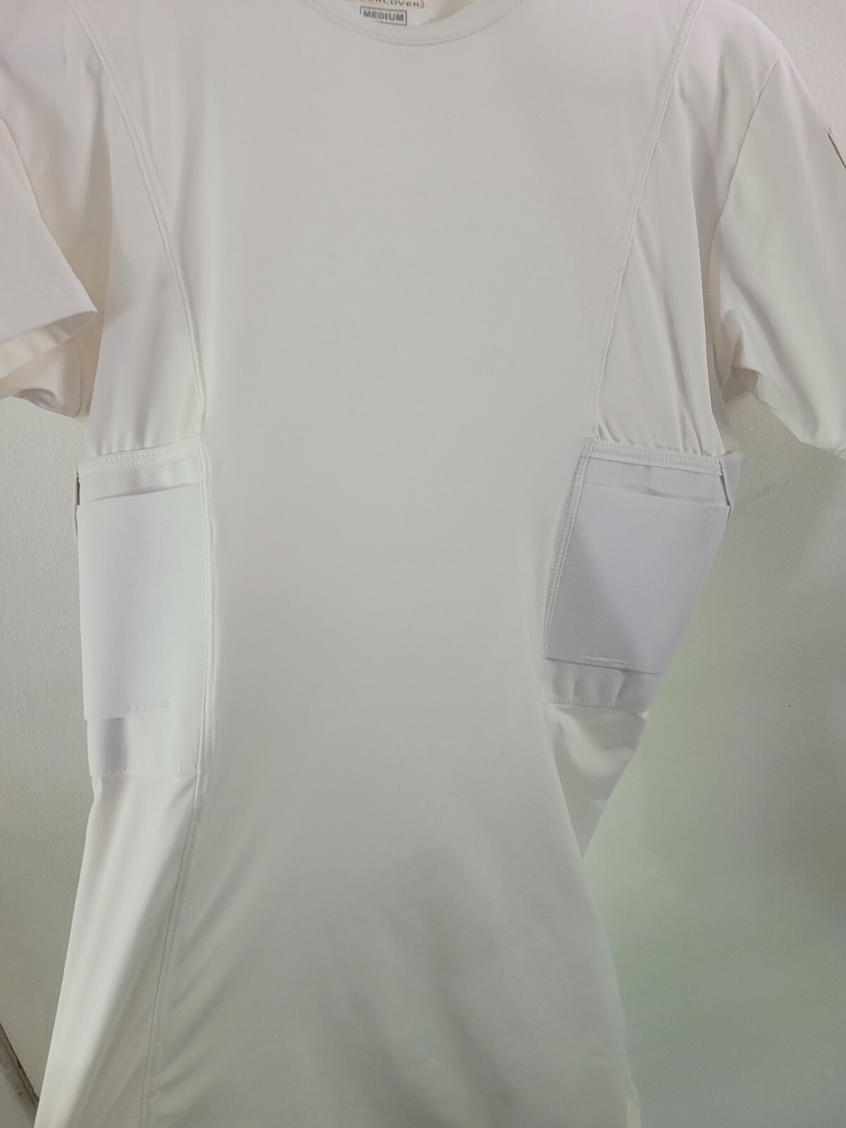 Undertech Undercover Men’s Size MEDIUM White Tatical Shirt