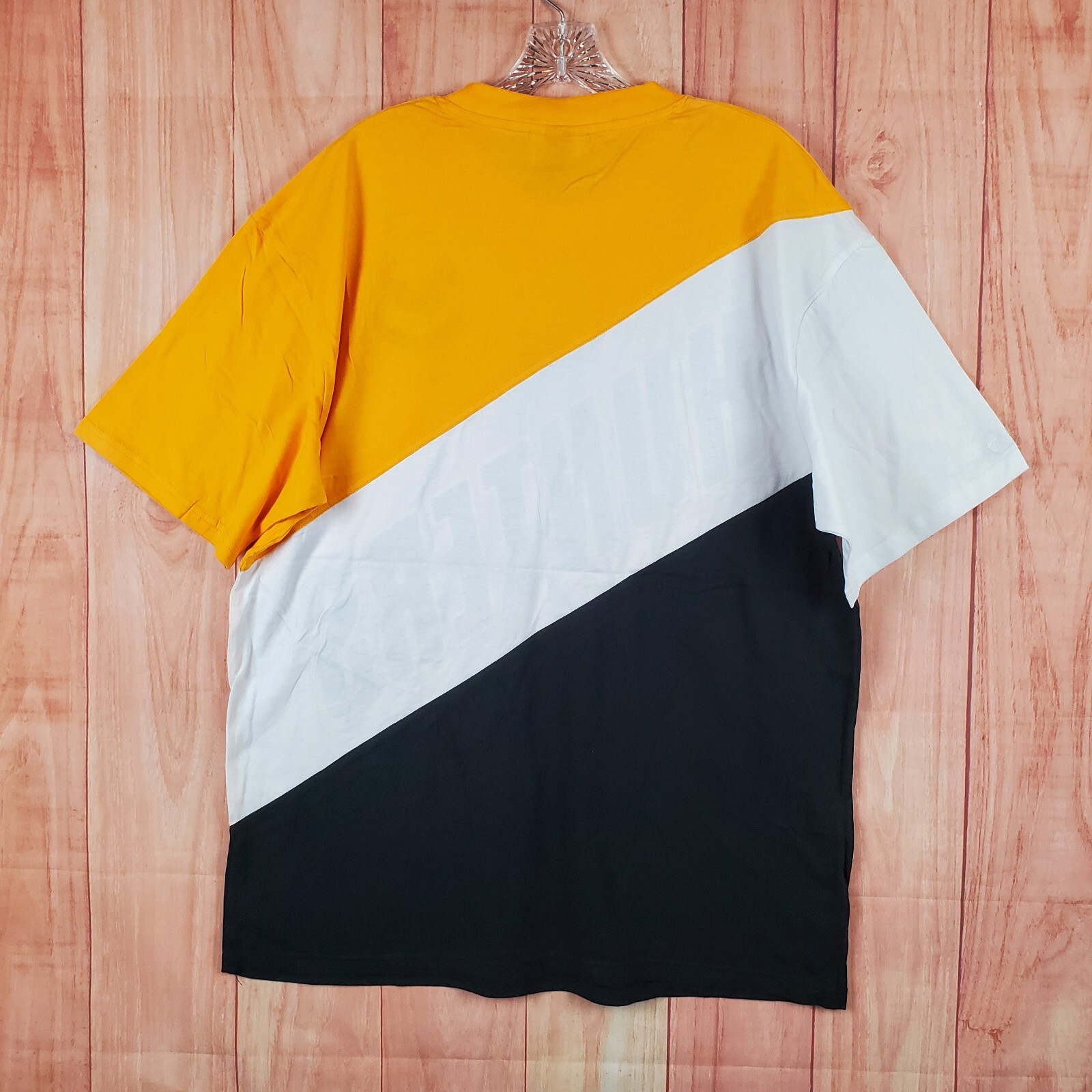 Mitchell & Ness Mens T-Shirt Large Multi Colorblock Short Sleeve Chengdu Hunters