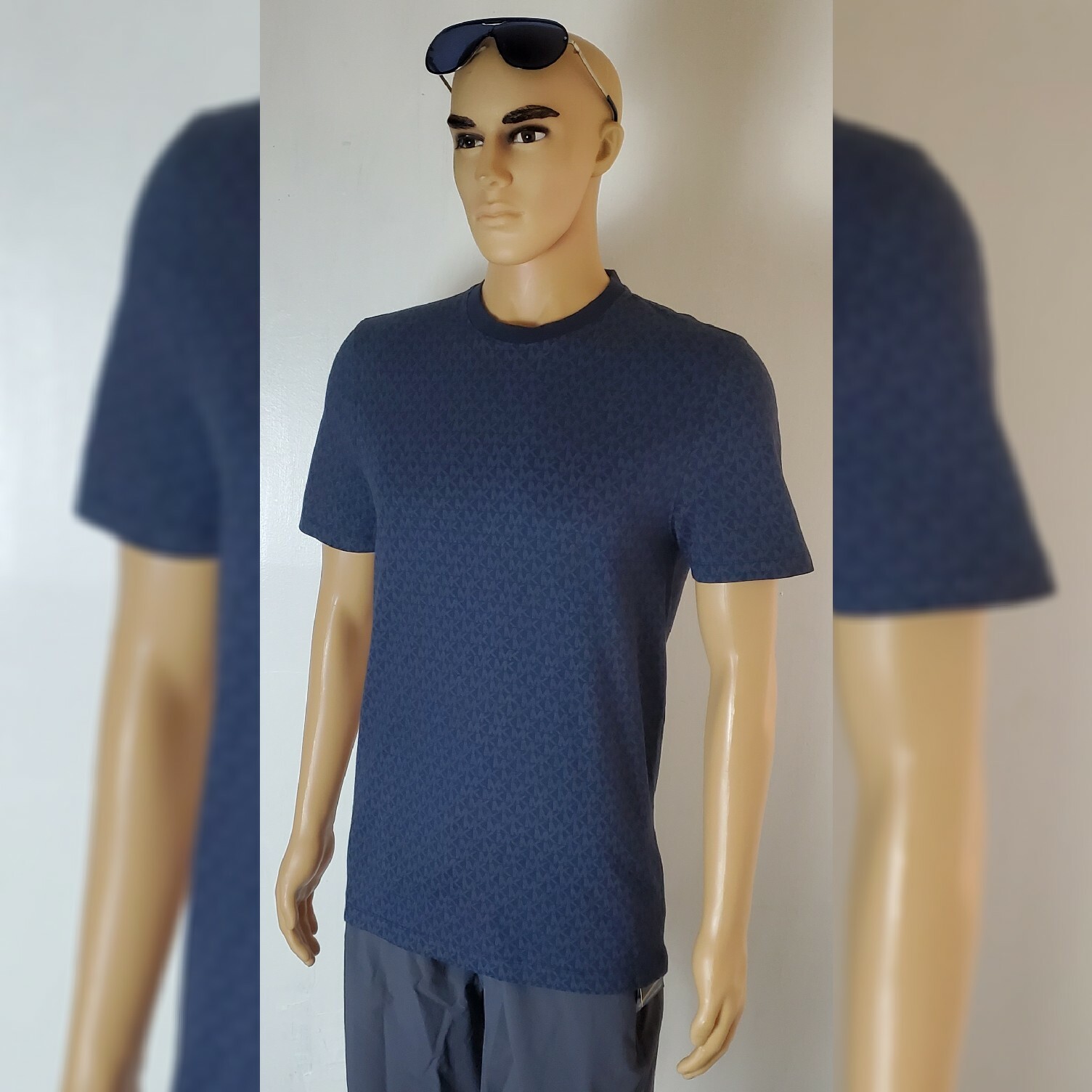 NWT MICHAEL KORS SHORT SLEEVE TSHIRT MEN’S ALLOVER MK LOGO PRINT SIZE M BLUE