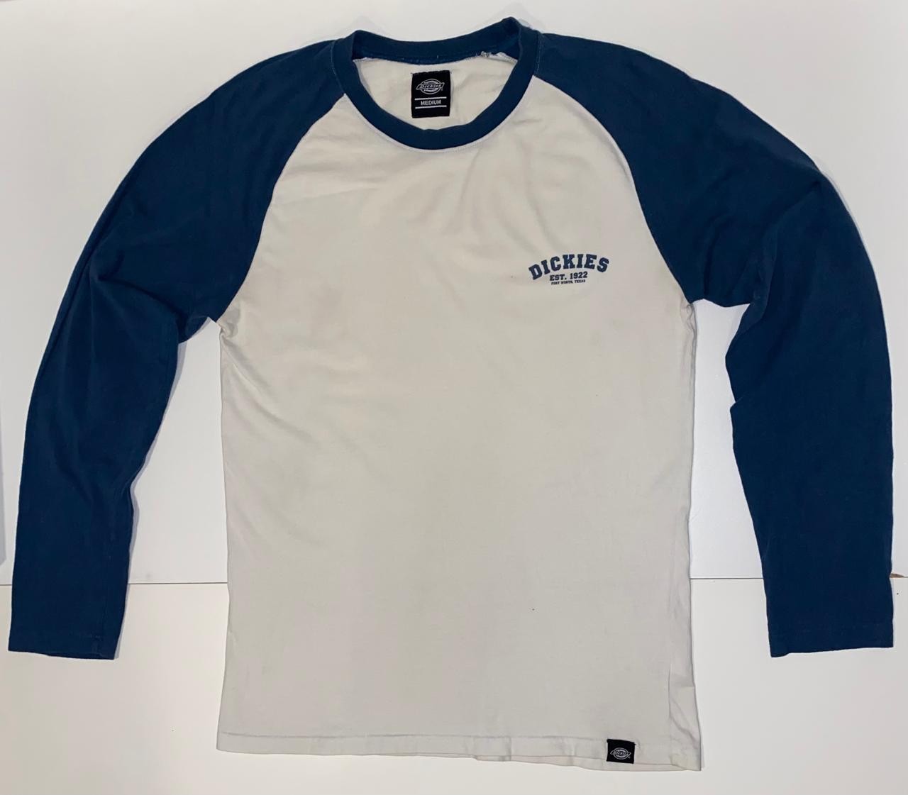 Vintage Dickies Raglan T-Shirt Men’s Medium White Blue Logo Skate Workwear 90s