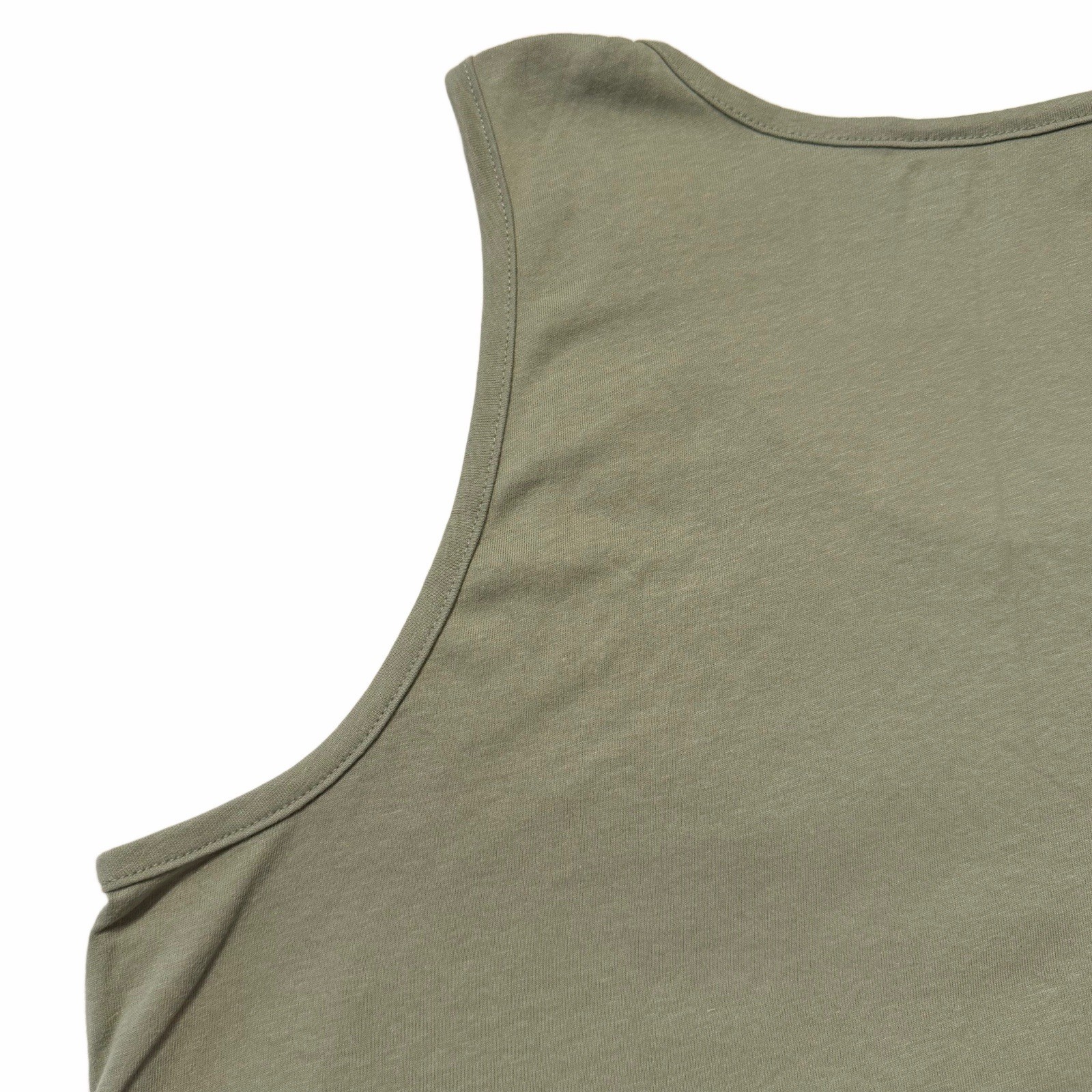 Men’s Tank Top Size Medium Scoop Neck Wide Strap Green NWT