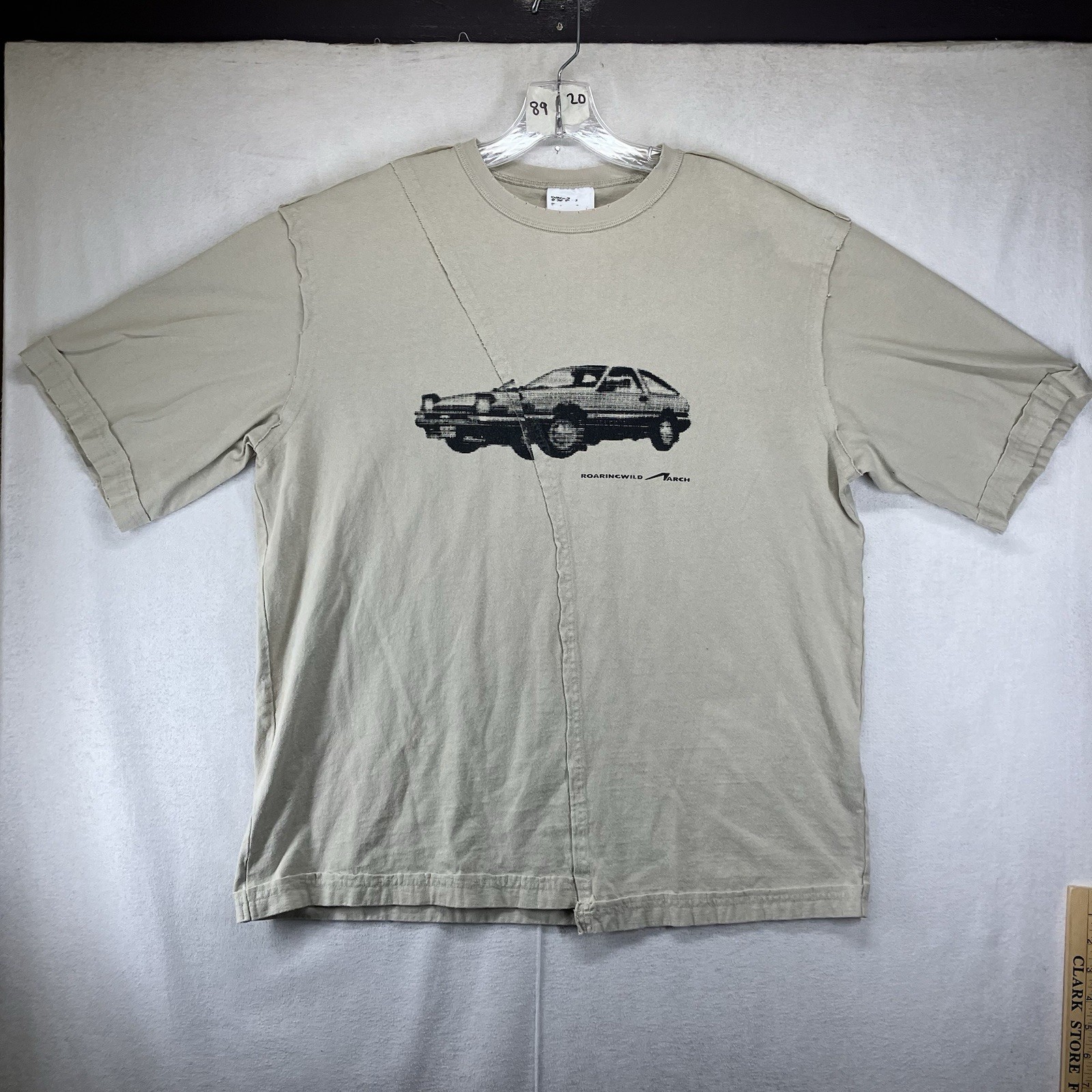 Mens Streetwear Graphic Tee Large Roaringwild Arch Thick Knit Car Art Tonal