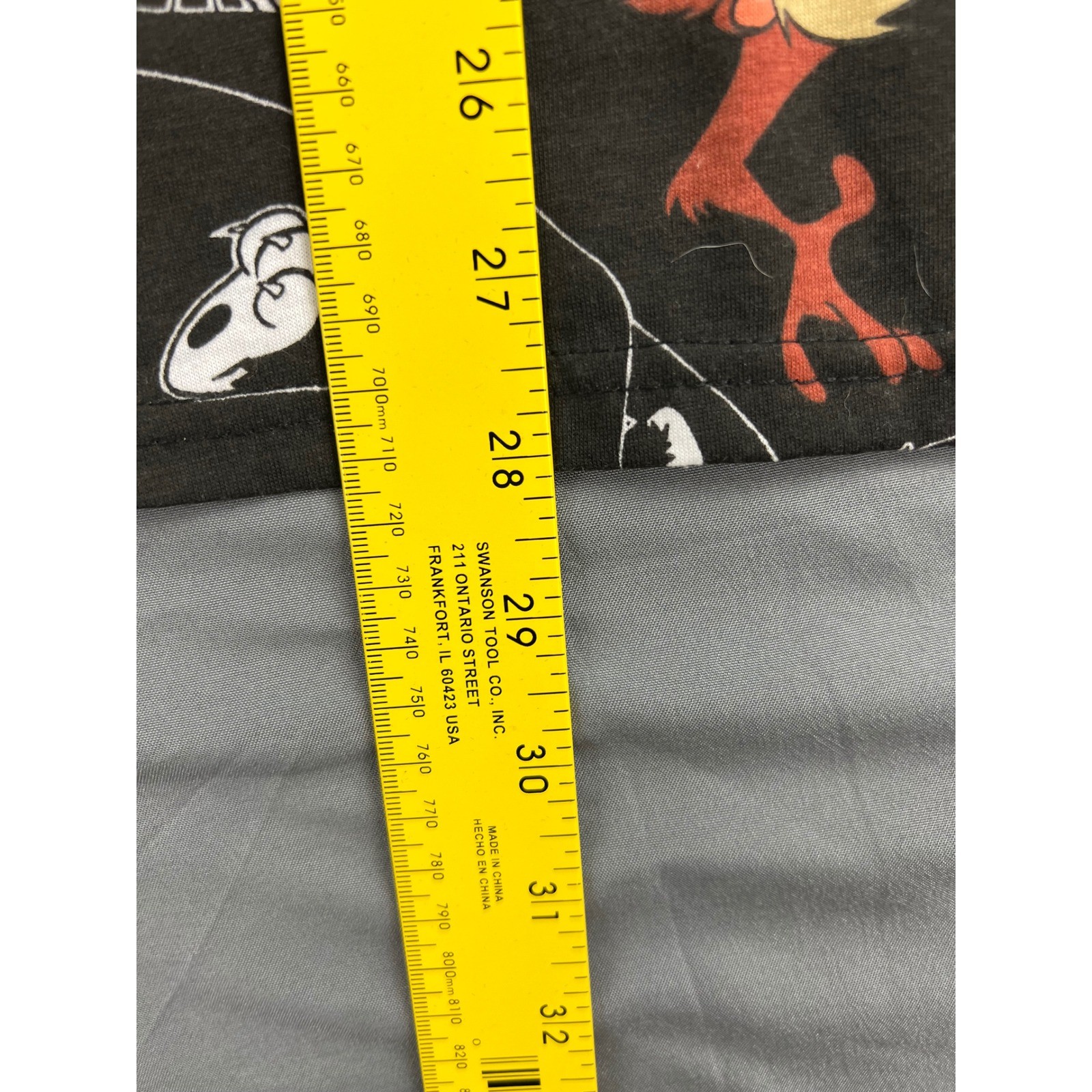 Looney Tunes T Shirt Mens Large Black All Over Print NWT Bugs Bunny Taz Marvin