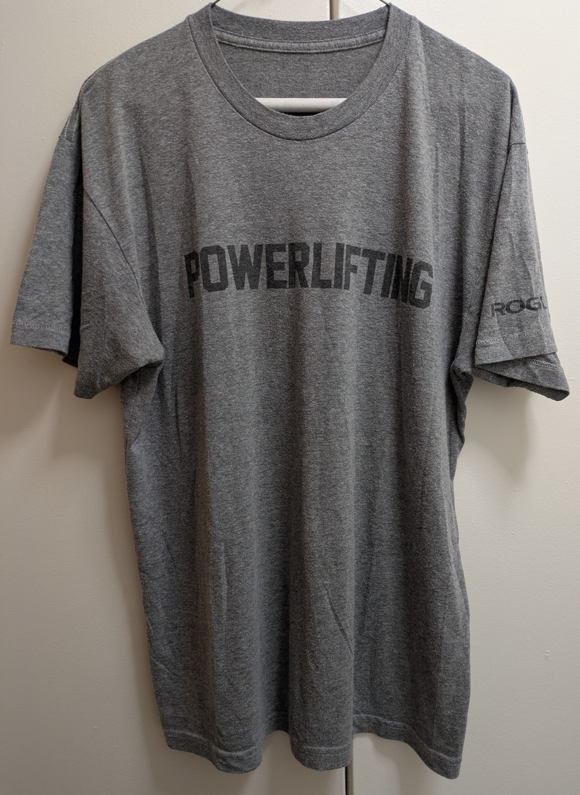 Rogue Fitness Powerlifting Men’s L Gray Short Sleeve T-Shirt 50 Poly 50 Cotton