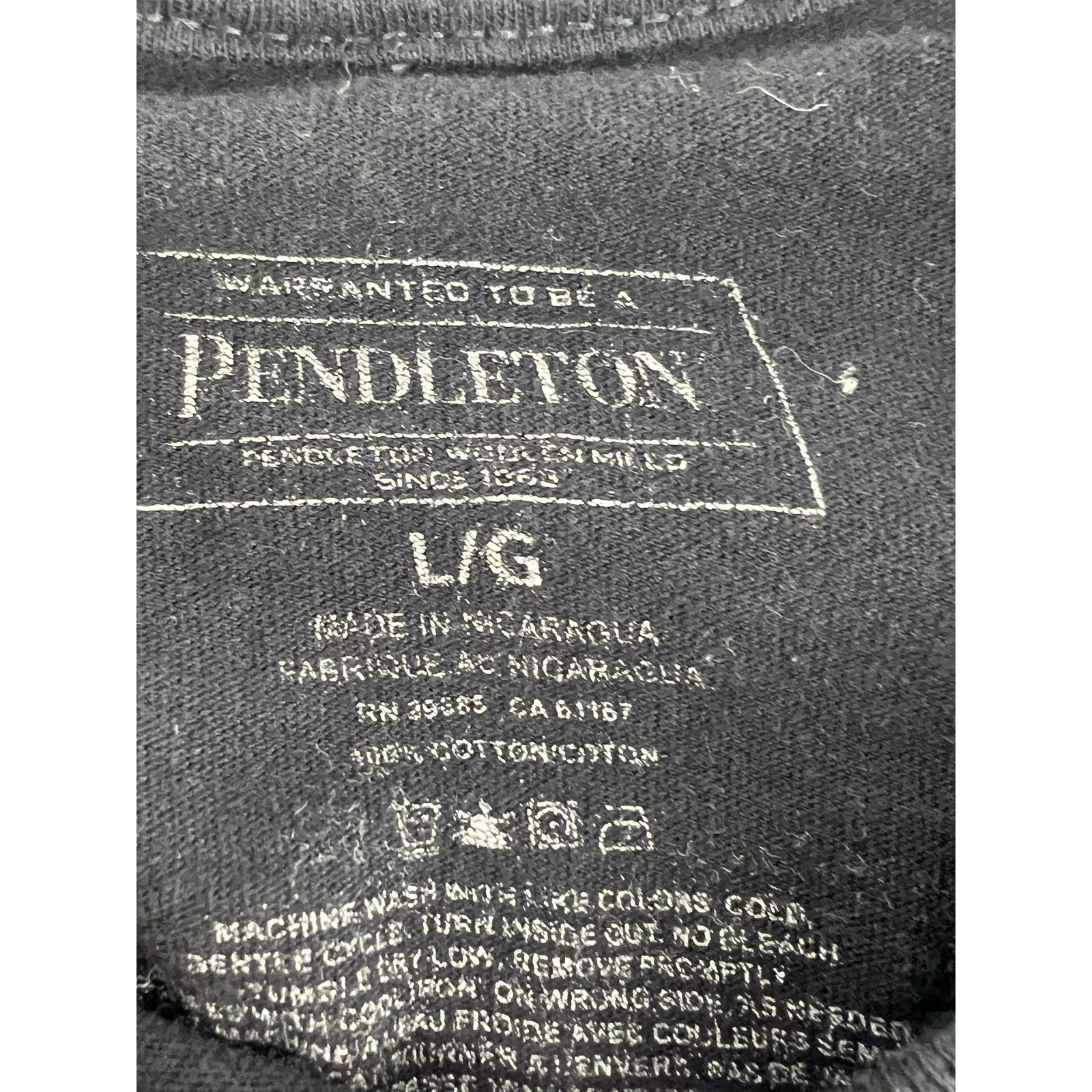 Pendleton Tshirt Adult Large Black Sportswear Preppy Casual Lounge Pullover
