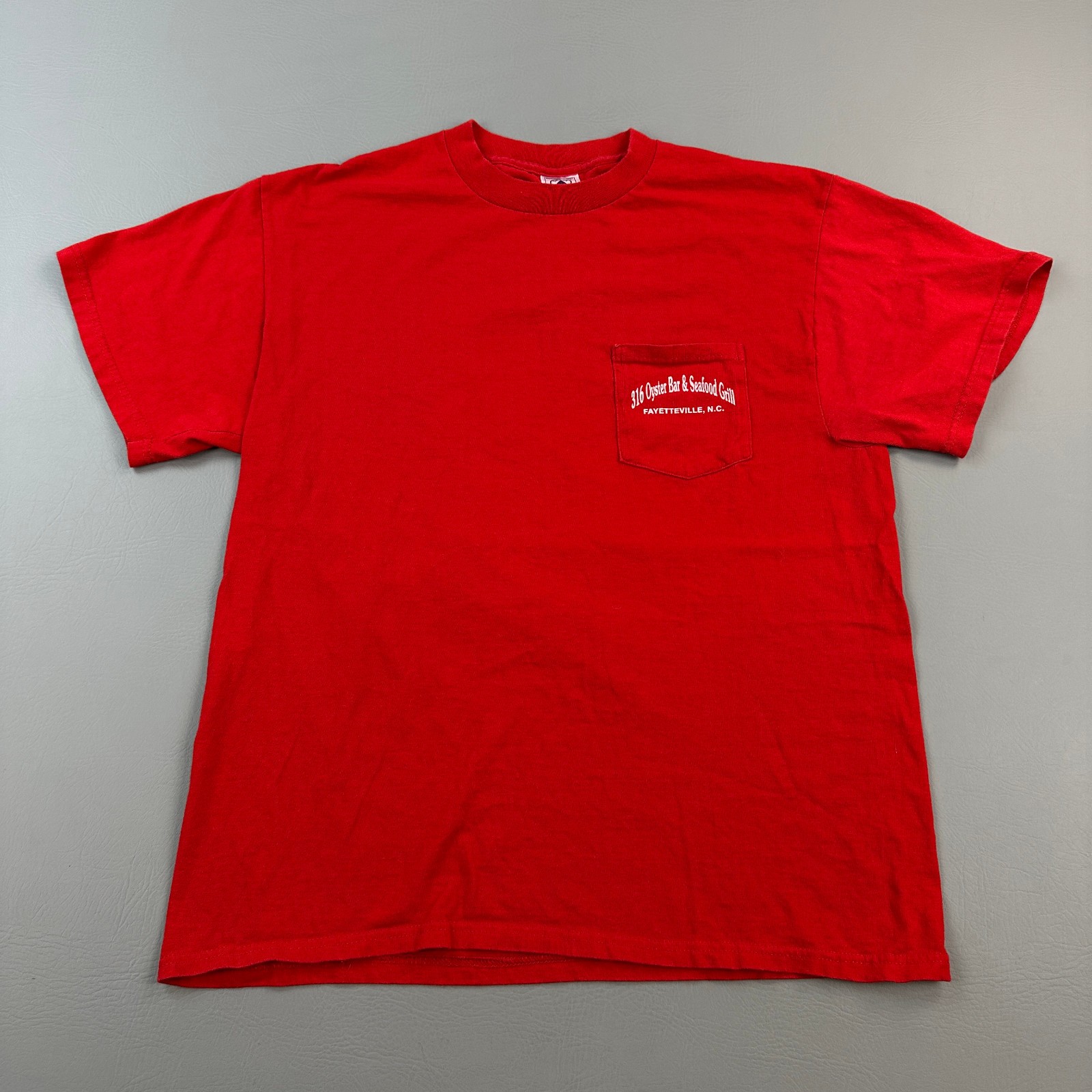 Vintage Delta Pro Weight Shirt Mens Large Red 316 Oyster Bar NC Pocket Tee Y2K