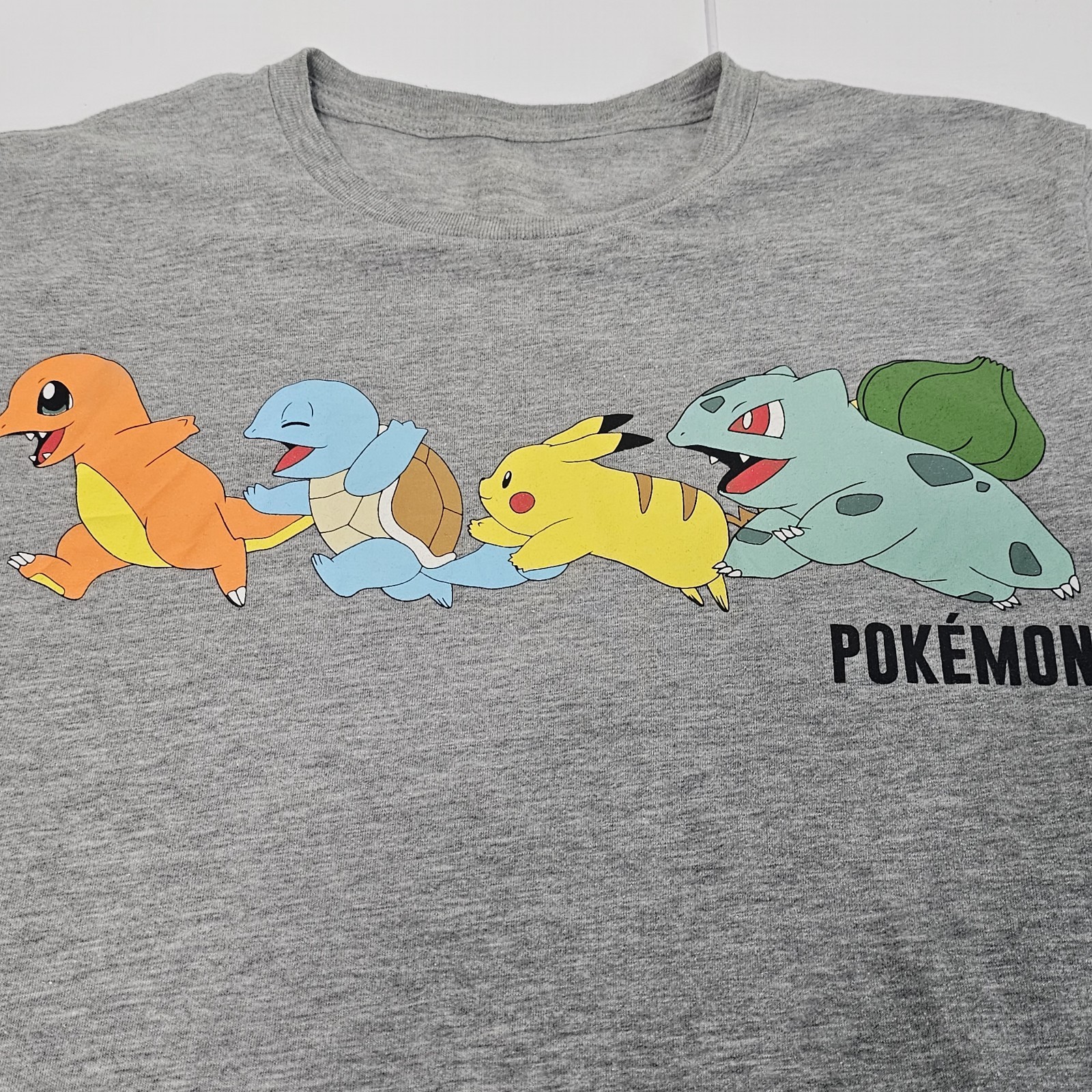 Pokémon T-Shirt Adults L Gray Graphic Pikachu Charmander Print See Measurements