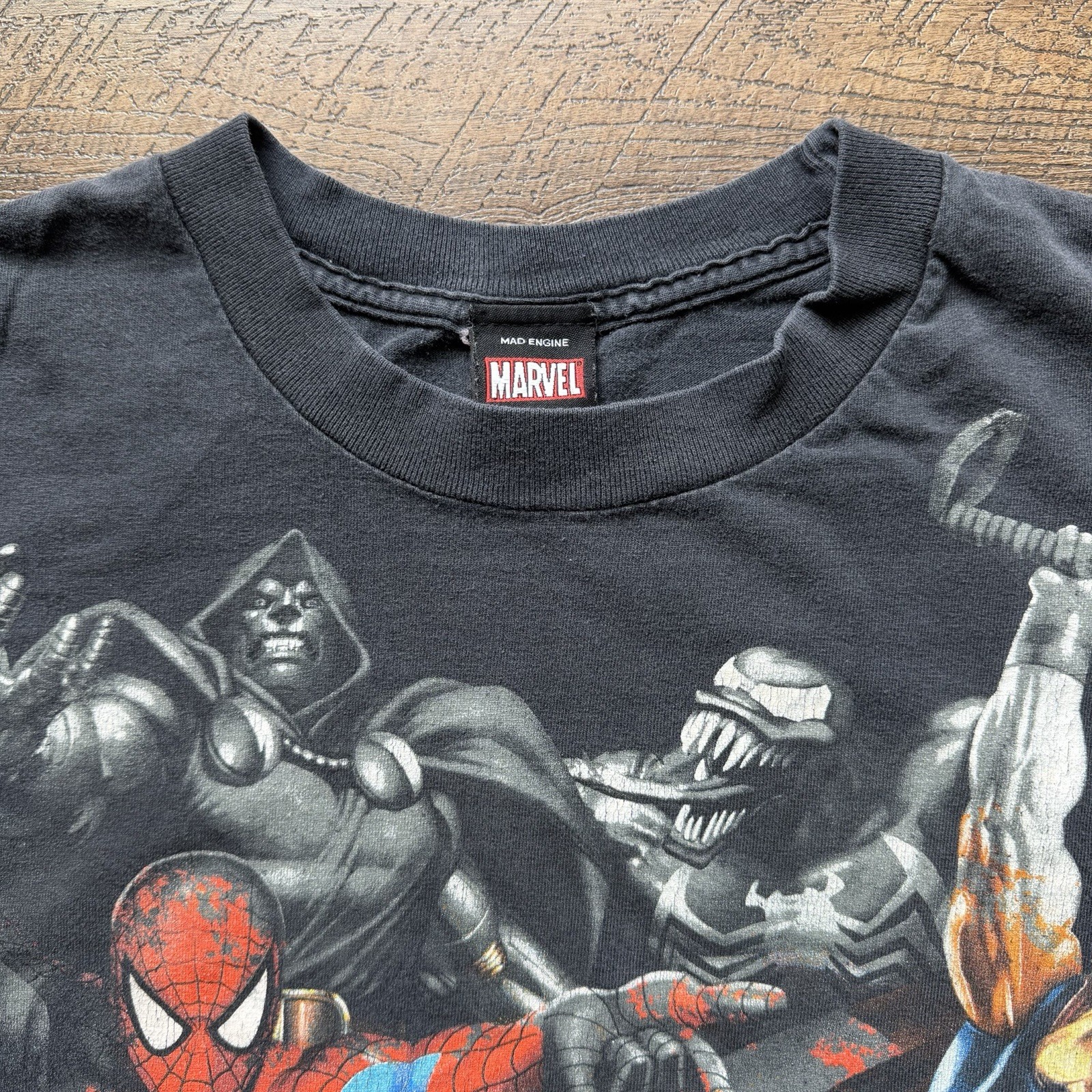 Vintage Y2K Mens XL Black Mad Engine x Marvel Characters Faded Worn Comic Tee