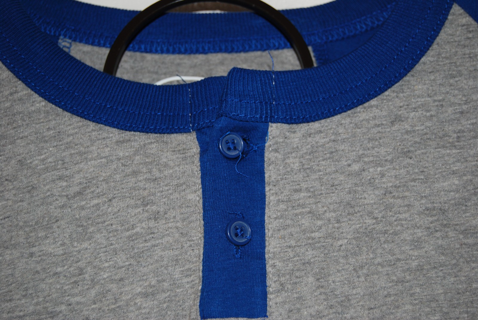NWT Rawlings Men’s Royal Blue Henley 3/4 Sleeve Flag Baseball Shirt sz M