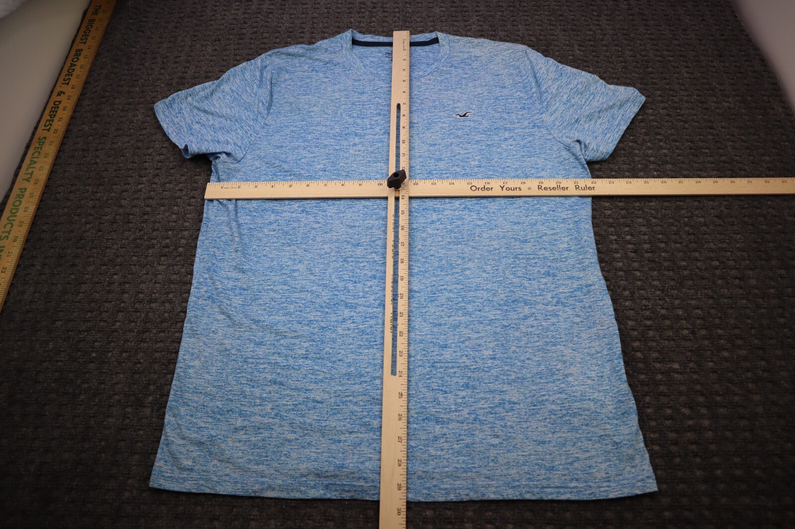 Hollister Must Have Collection T-Shirt Men’s Size XL Crew Neck Heather Blue