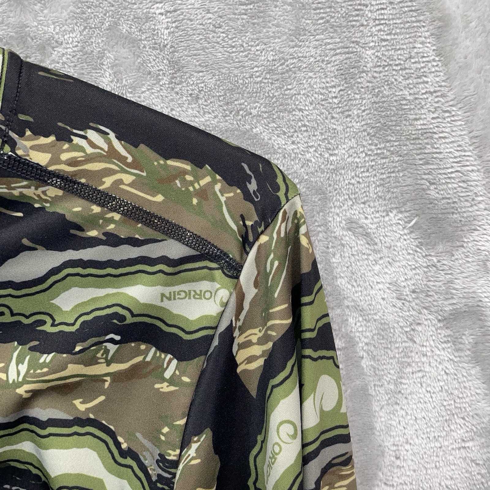 Origin Maine shirt Men medium Compression Rashguard MMA Fighting USA gym hunt