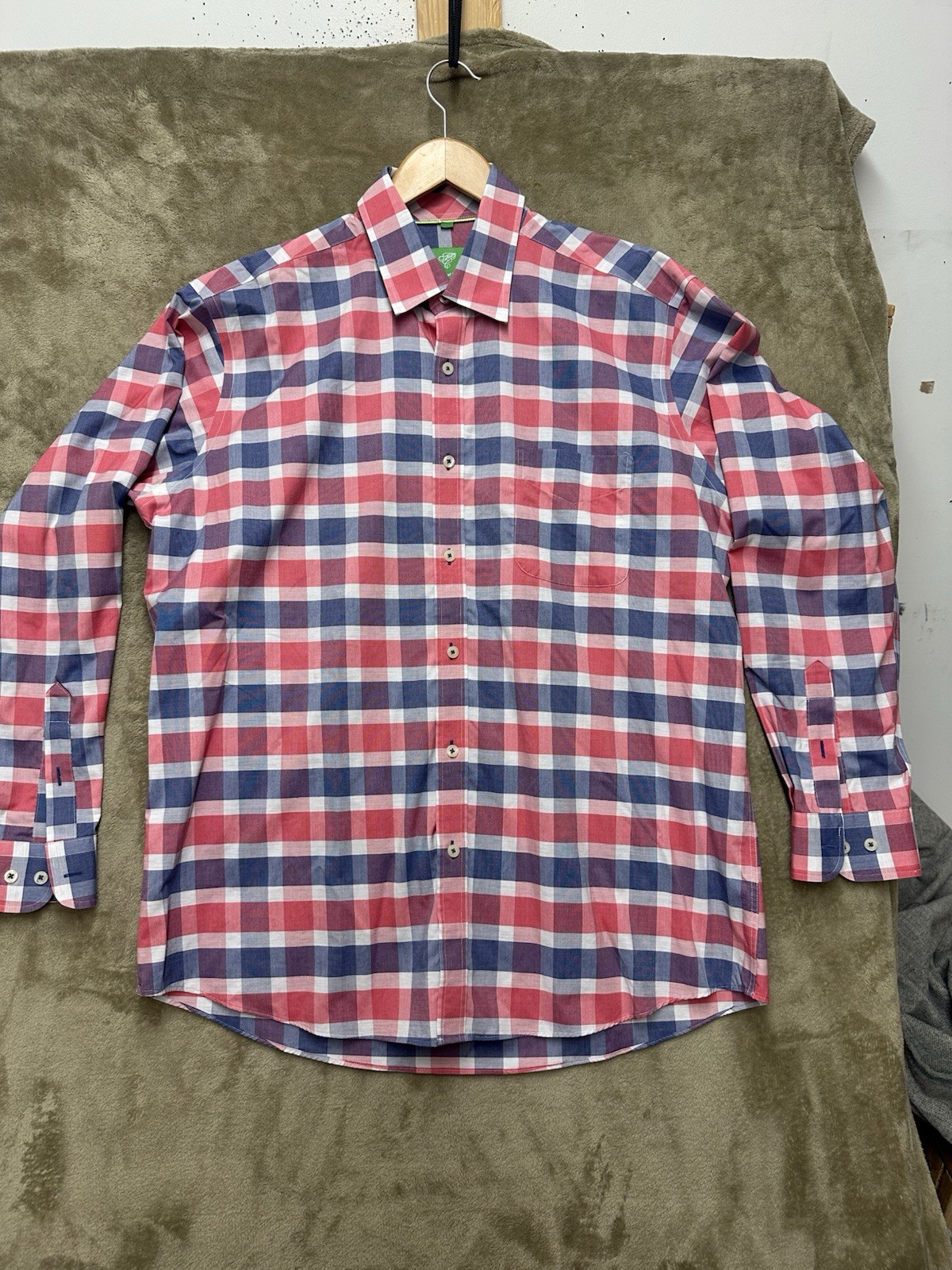 Forsyth of Canada Non-Iron Men’s Short Sleeve Button-Down Shirt Size Large