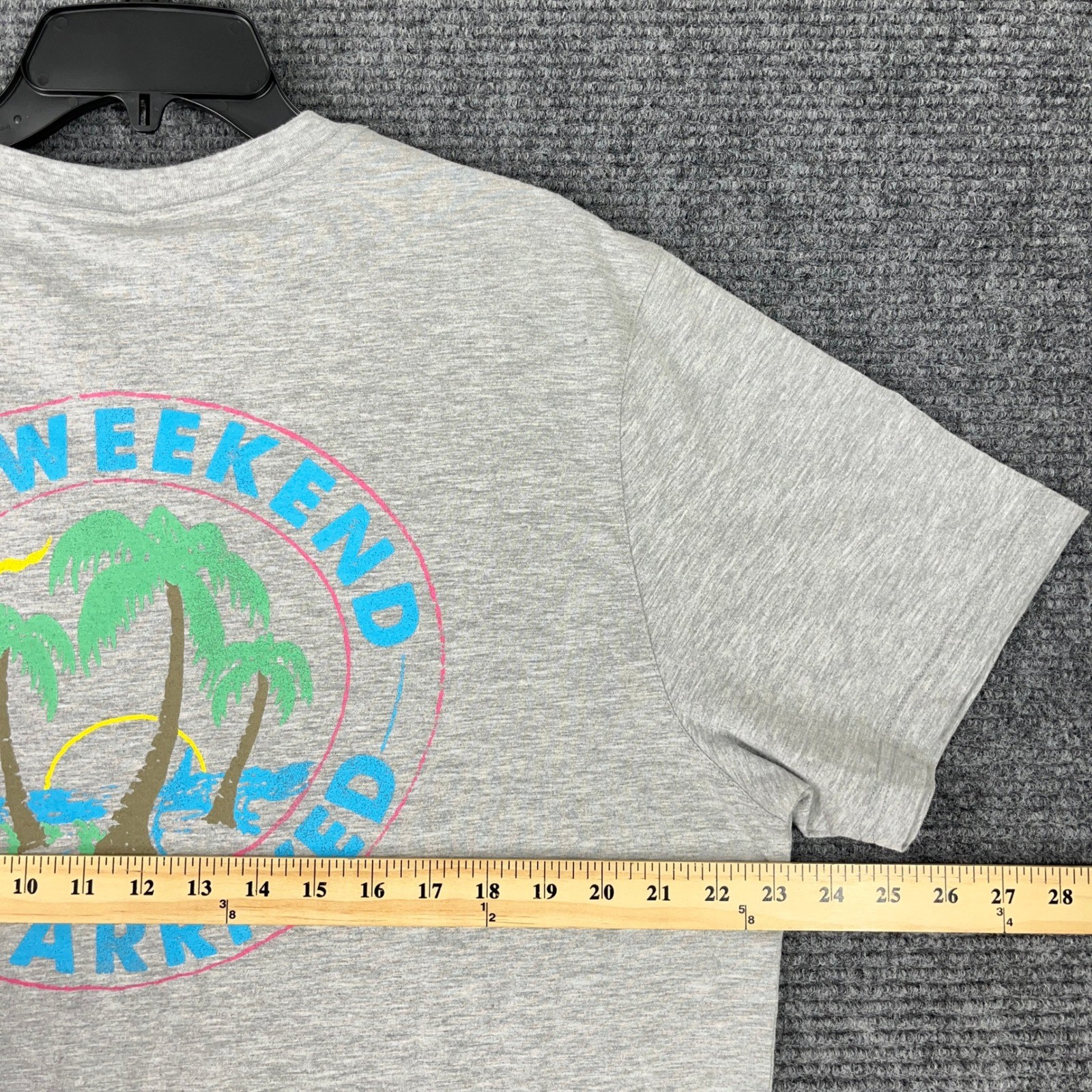 Chubbies Mens XL Grey Palm Tree Graphic T Shirt The Weekend Has Arrived