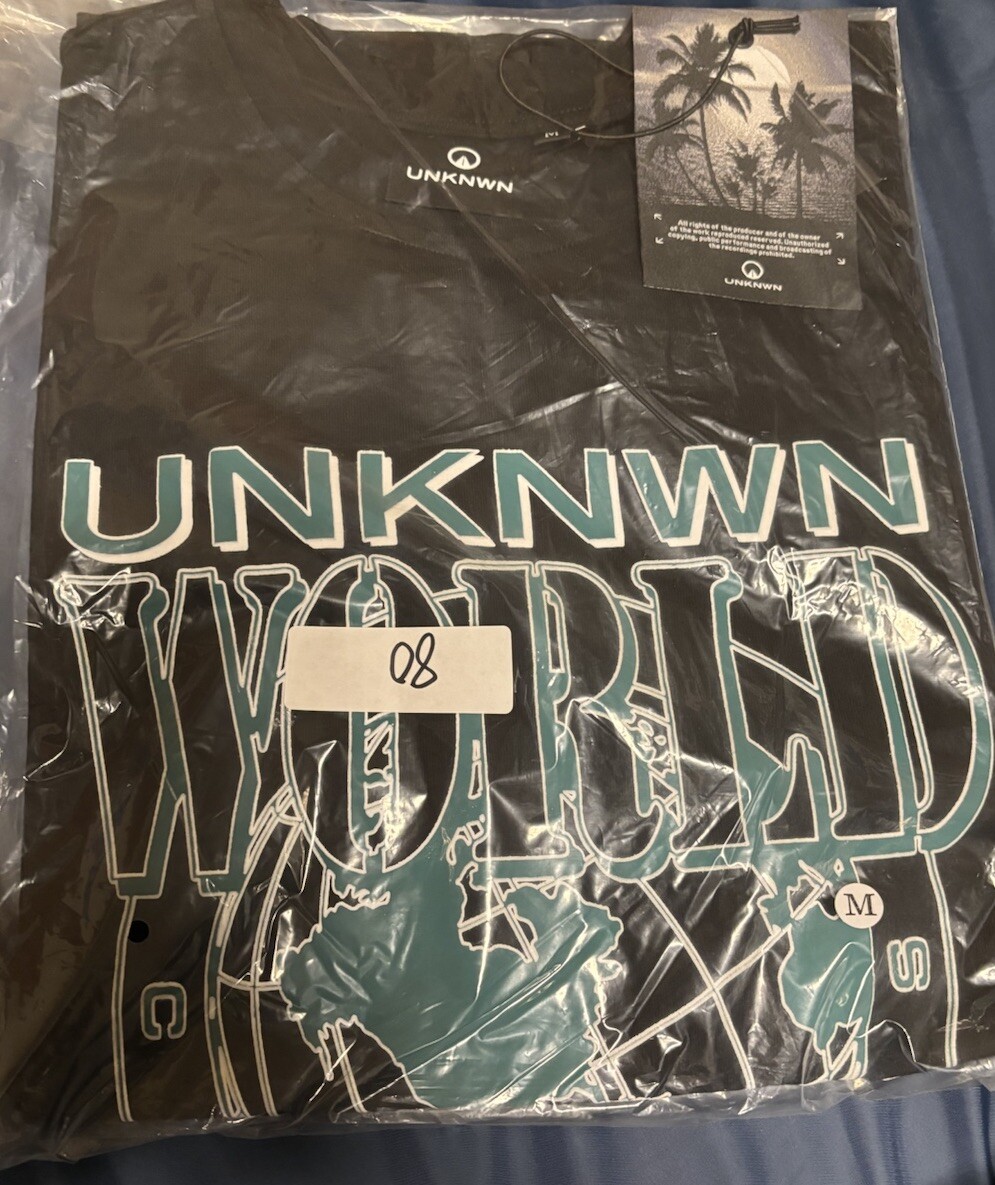 Unknwn World Tee Shirt