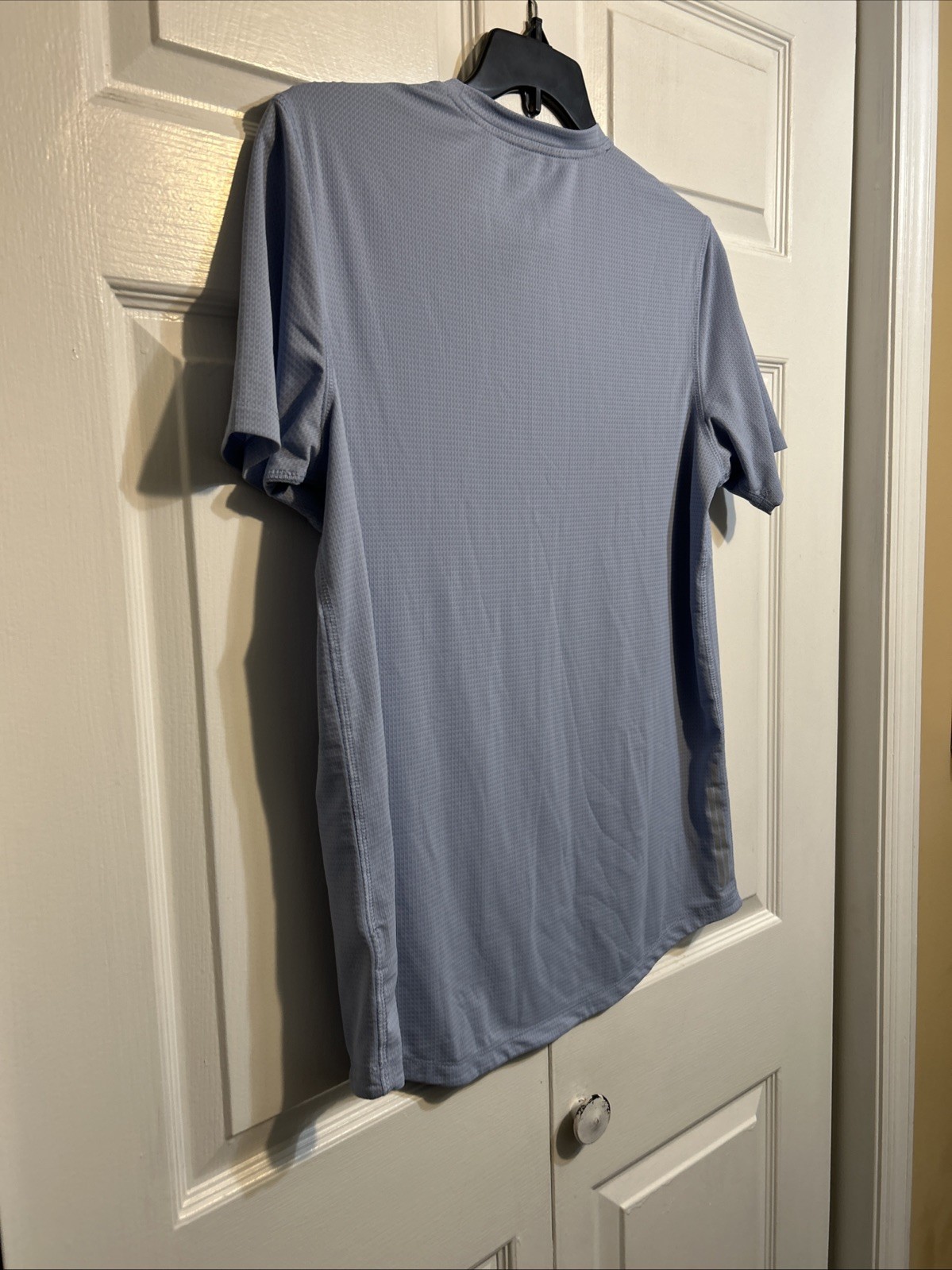 Kenneth Cole Active Short Sleeve Crew Neck T-Shirt Size M Medium Light Blue Mens