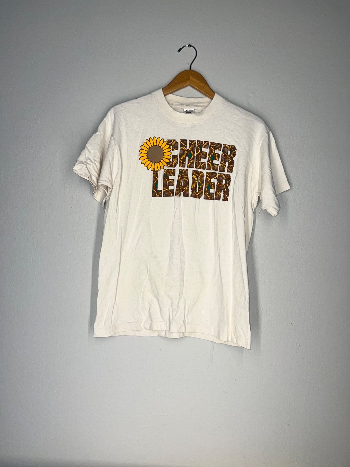 Vintage 90s Single Stitch Cheer Leader Sunflower Graphic Tee Large USA Made