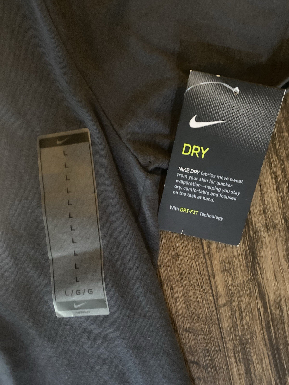 Nike Dri-FIT The Nike Tee Black Graphic Logo Crew Neck T-Shirt Men’s L