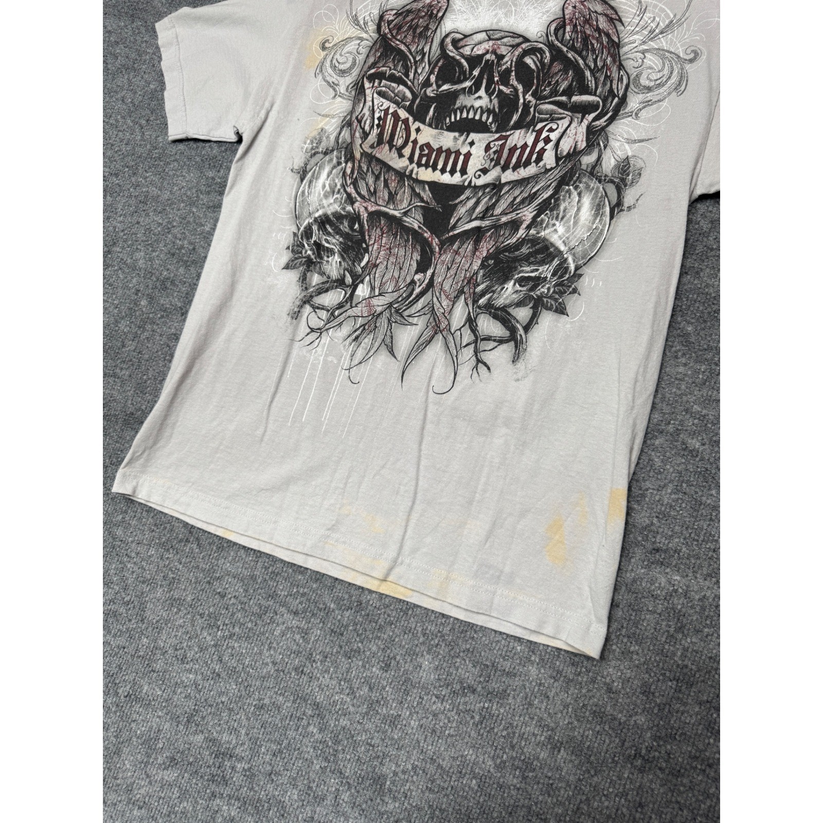 Miami Ink Graphic T-Shirt Mens Medium Tattoo Skull Wings Y2K TV T-Shirt