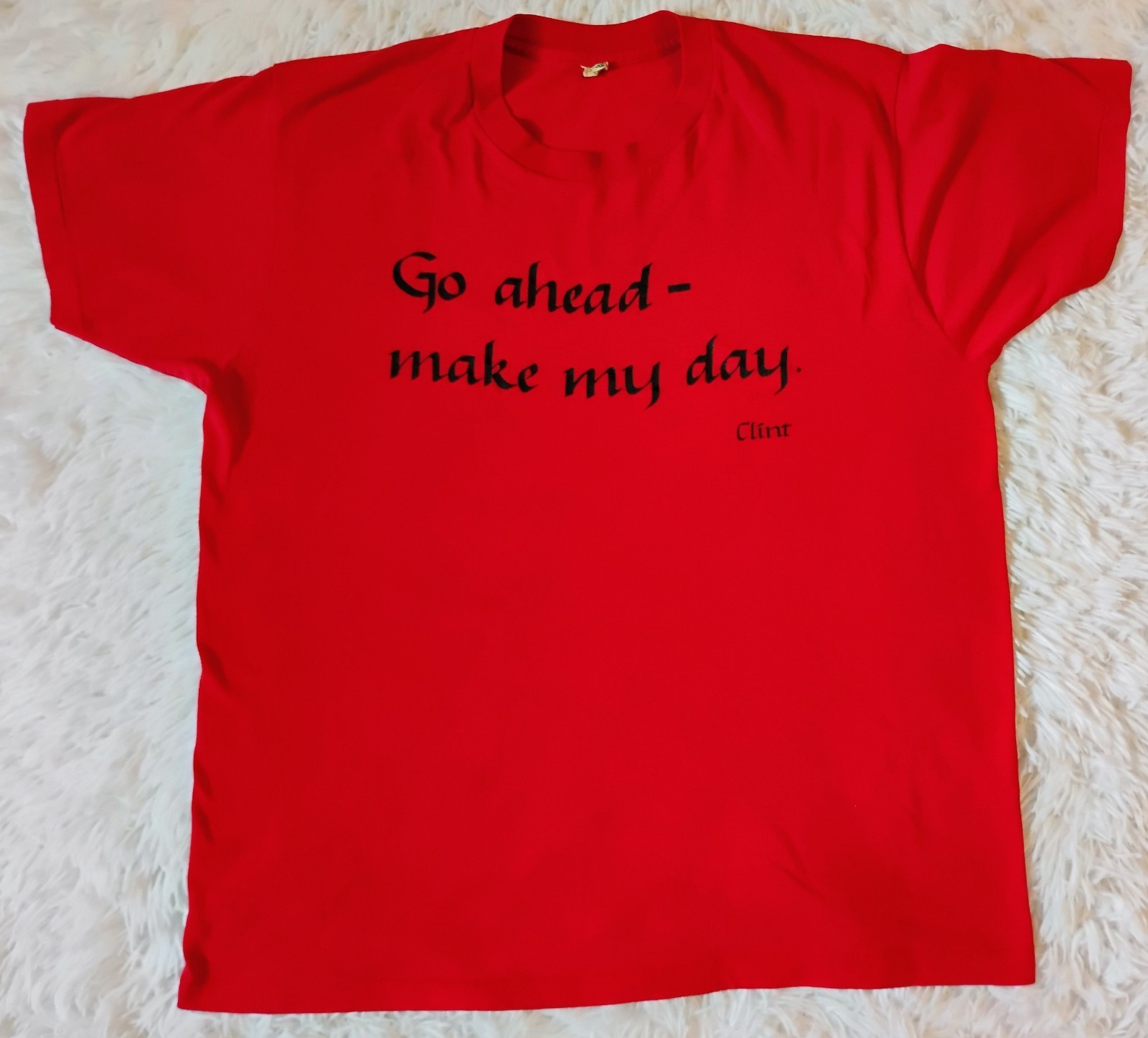 Vintage XL Clint Eastwood “Go Ahead-Make My Day” T Shirt Red Single Stitch