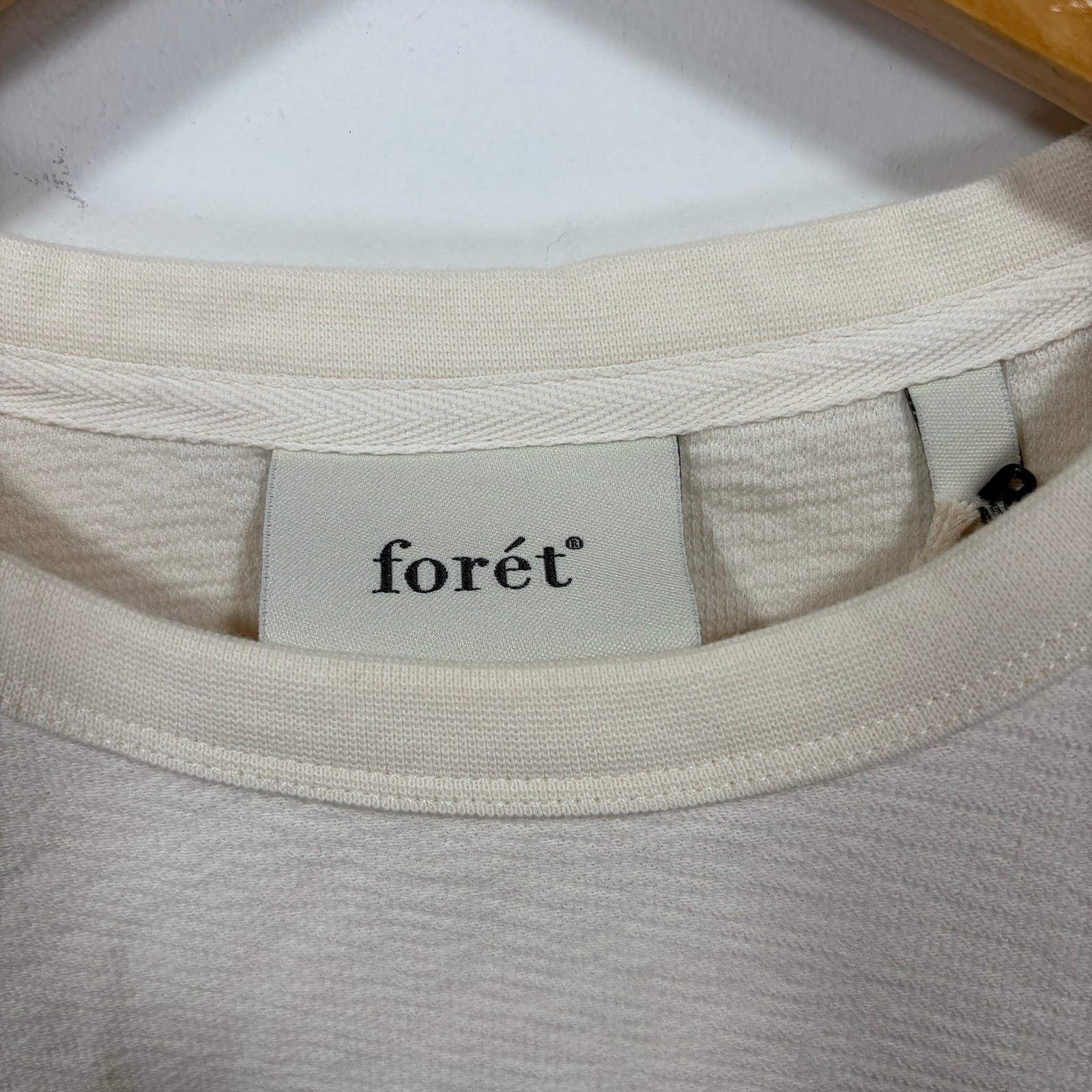 Foret Blaze Long Sleeve Shirt Men Medium Cloud White Blue Stripe Textured Tee