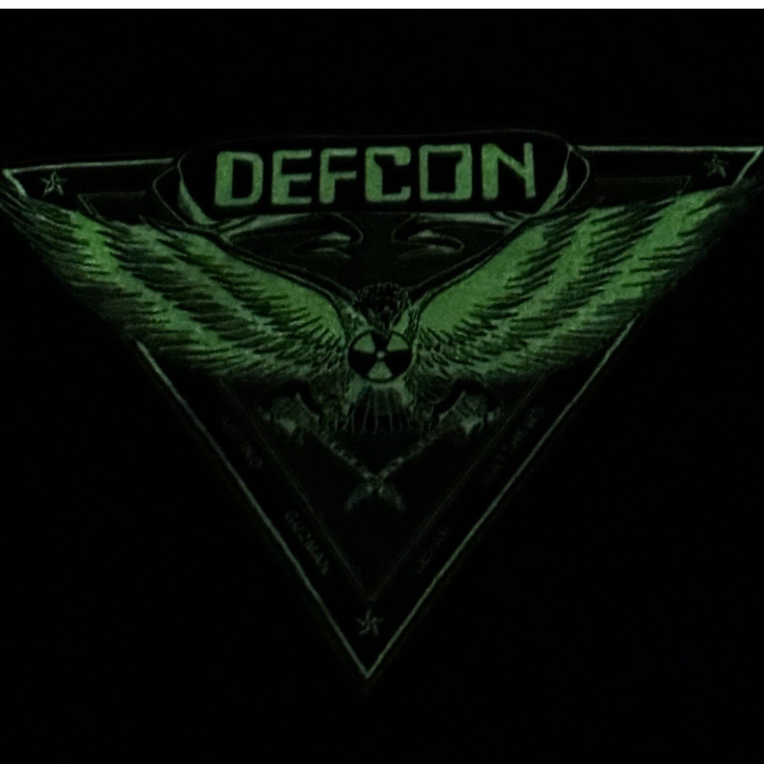 Vintage 80s Defcon Hard Rock Band T-Shirt Size Large Glow In The Dark Guitar
