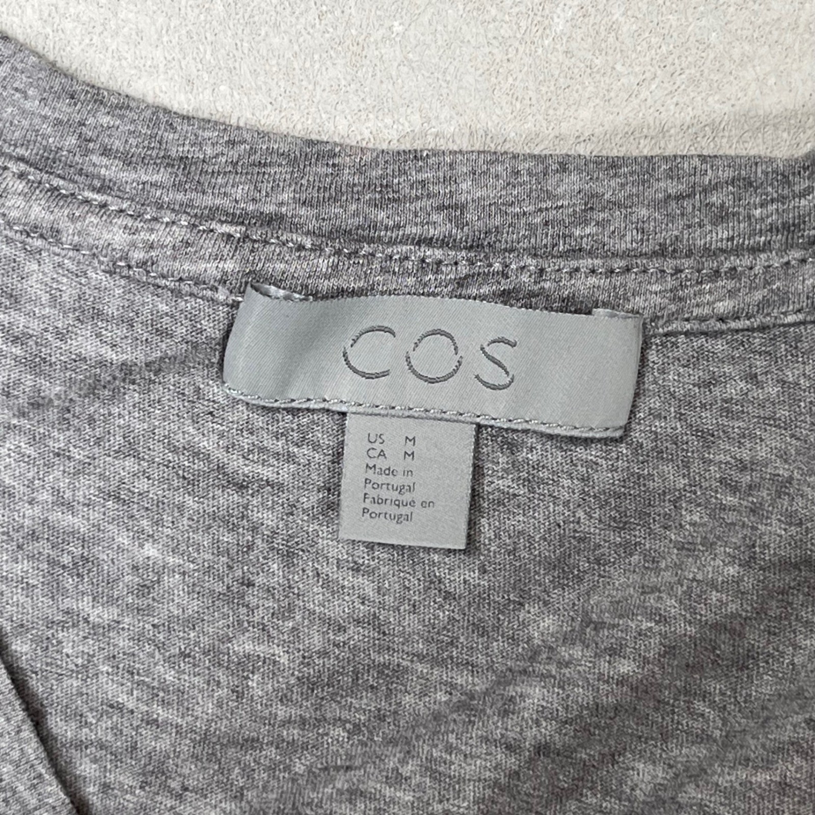 COS Scoop Neck T-Shirt Mens Medium Grey Heathered Cotton Minimalist Tee Casual