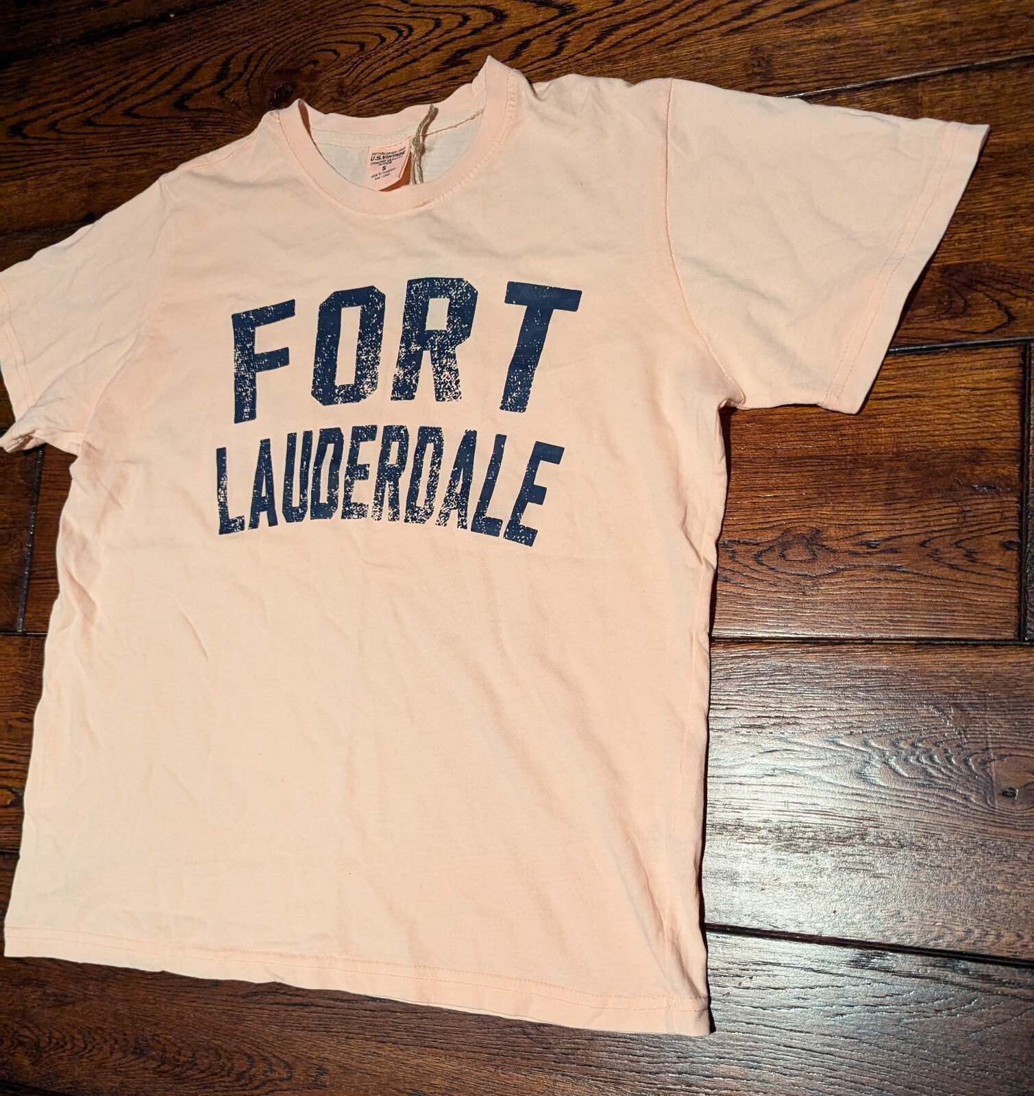 U.S. Vintage Men’s 100% Cotton Apricot Fort Lauderdale T-Shirt Size Small – NWT