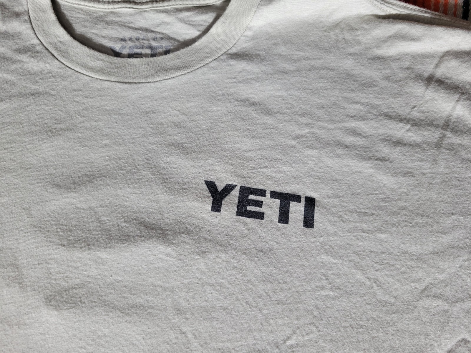 Yeti Shirt Mens Large Gray Water Fall Graphic Cooler