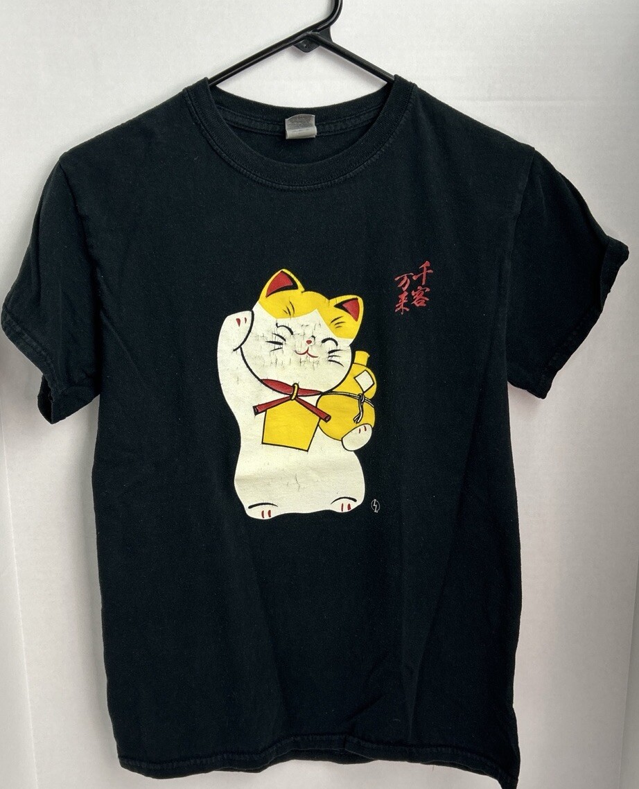 Lucky Cat Maneki Neko Cat T-shirt Mens Small Black Red Letter Japanese Culture