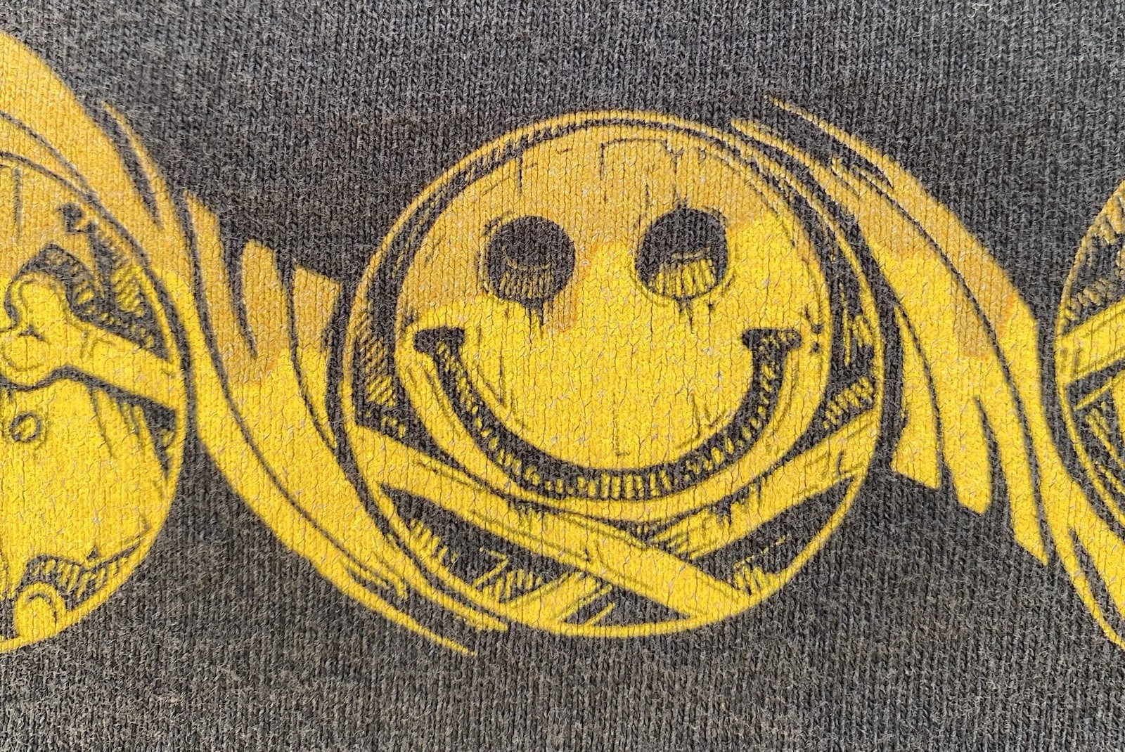 Defcon 19 Fabulous Las Vegas T Shirt Front Back Graphics Worn Has A Fade Size M