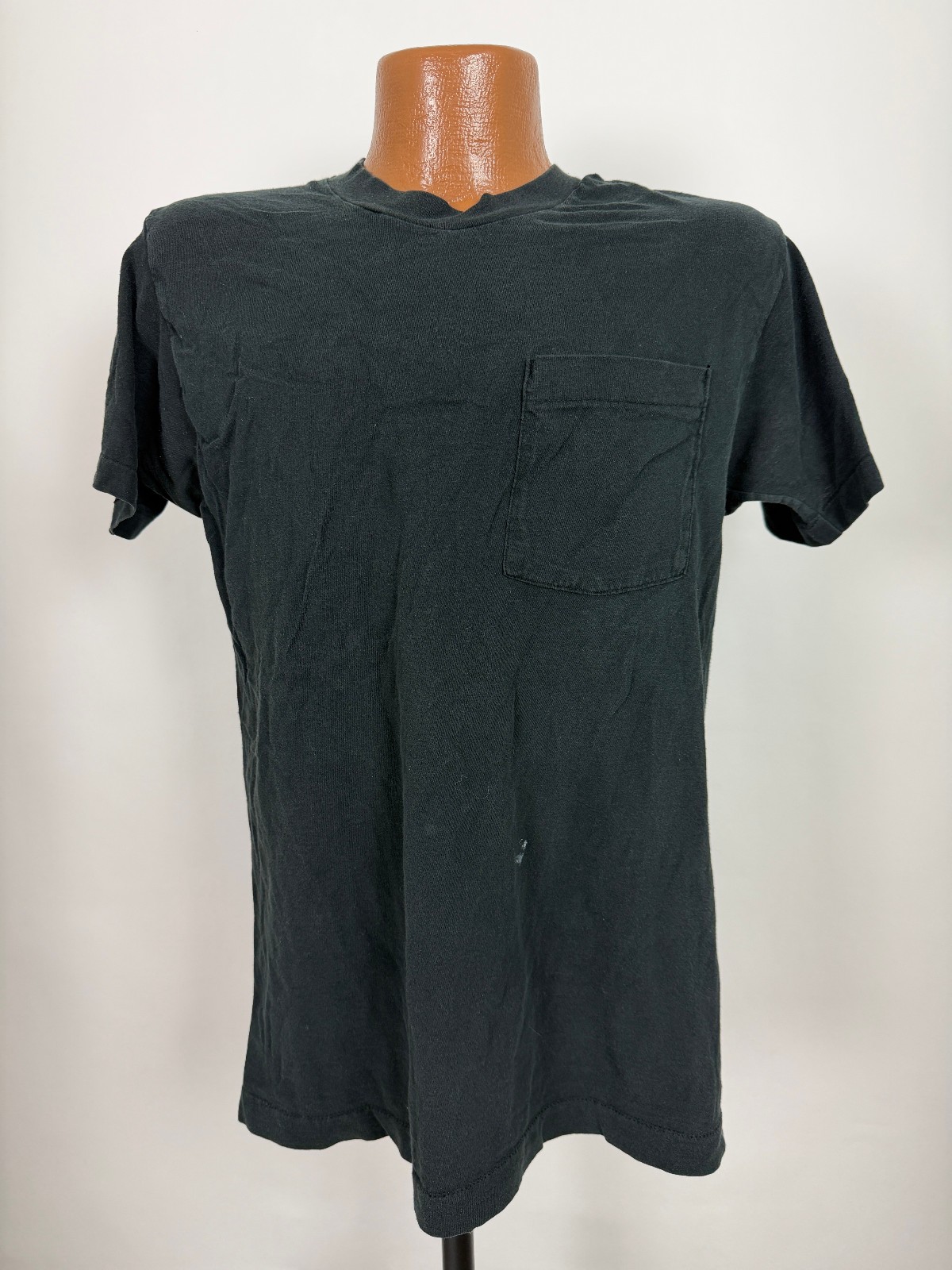Vintage 90s Pocket Tee Shirt L Tight Fit Minimal Grunge Single-Stitch Cotton USA