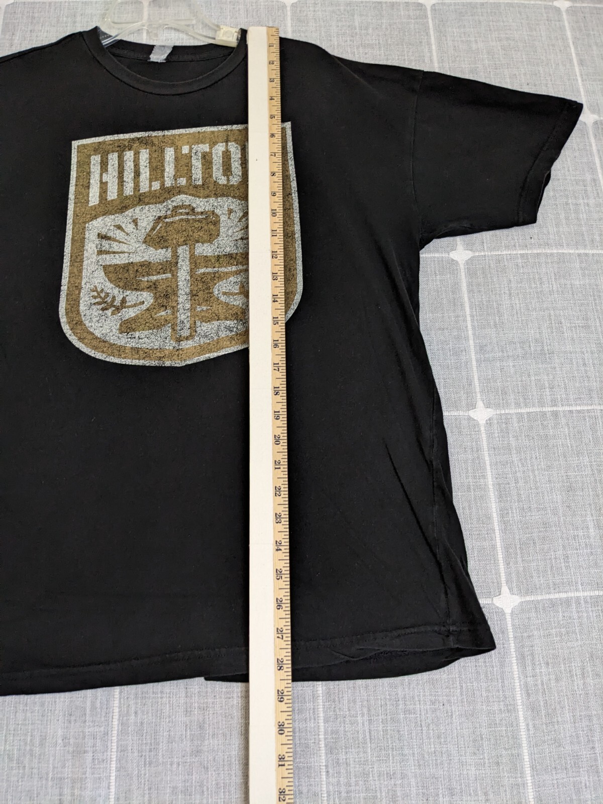 Walking Dead Hilltop Shirt Mens Medium Black Short Sleeve Graphic Tee 2013