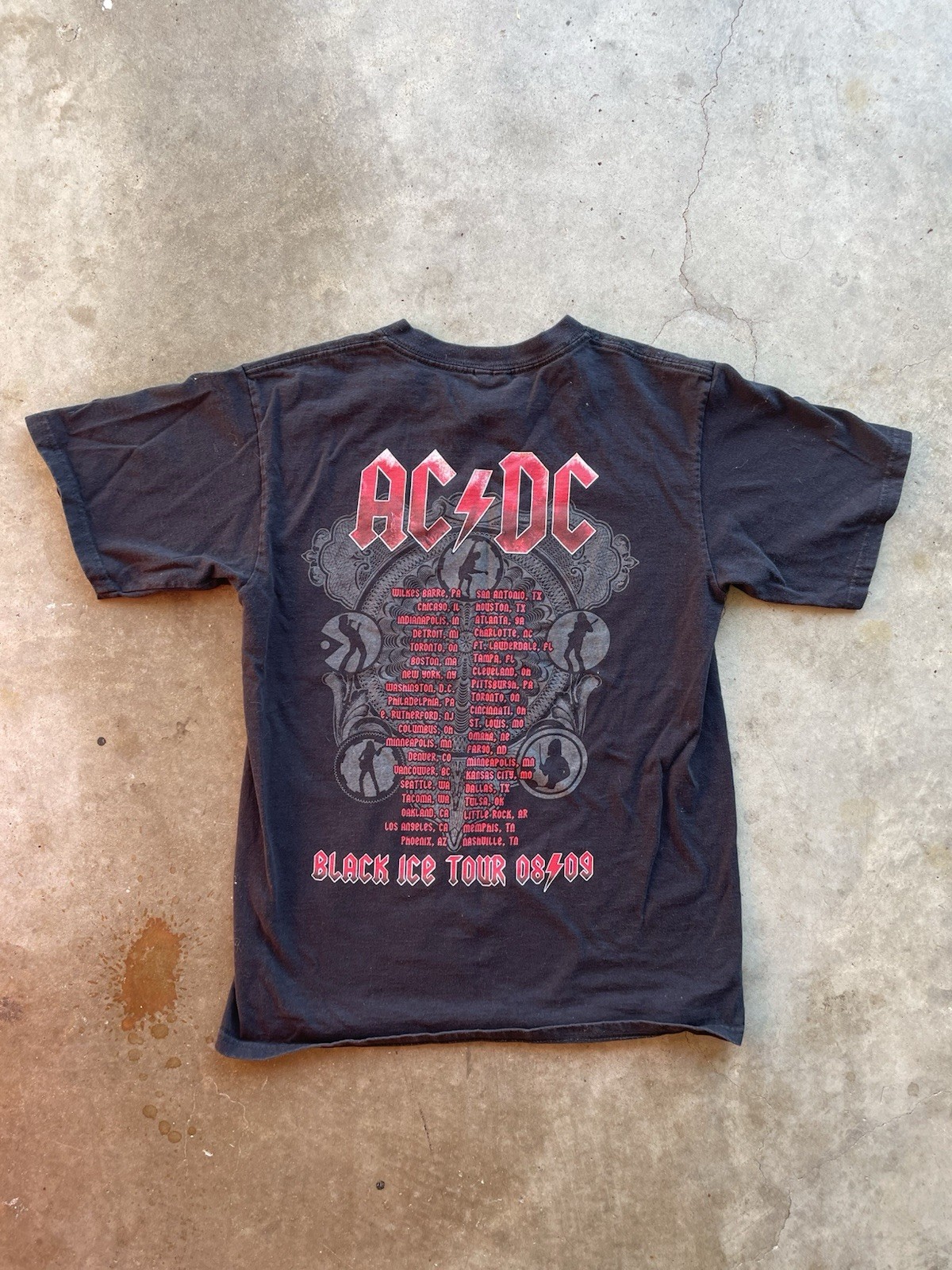 2000s AC/DC black 08 09 black ice tour band teeSize M