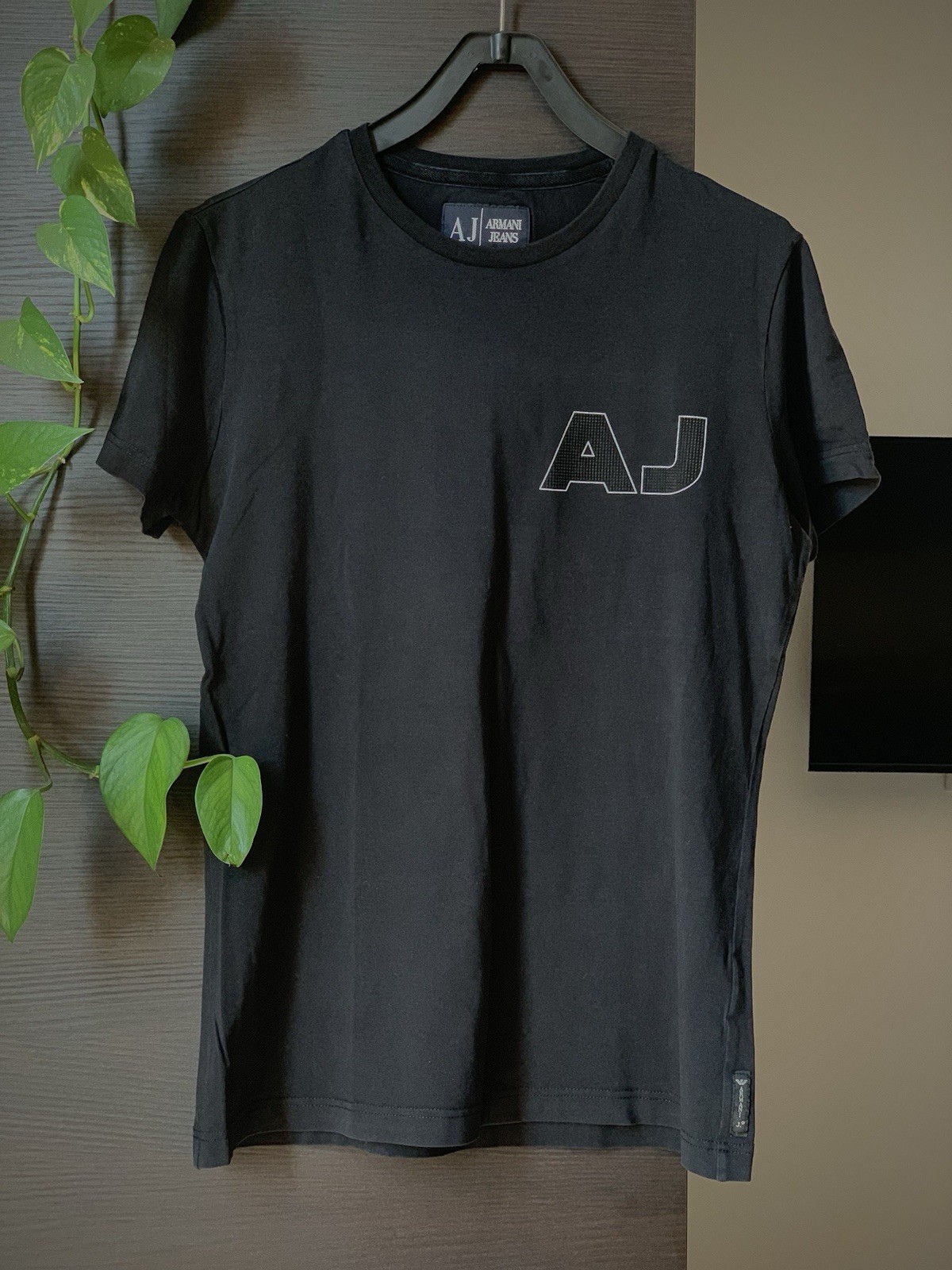 Armani Jeans by Giorgio Armani Man Men’s Logo Crew Neck T-Shirt Black