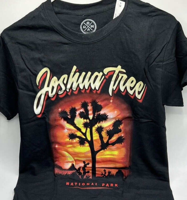 Men’s Size S (34/36) Joshua Tree National Park Graphic Short Sleeve Tee Shirt