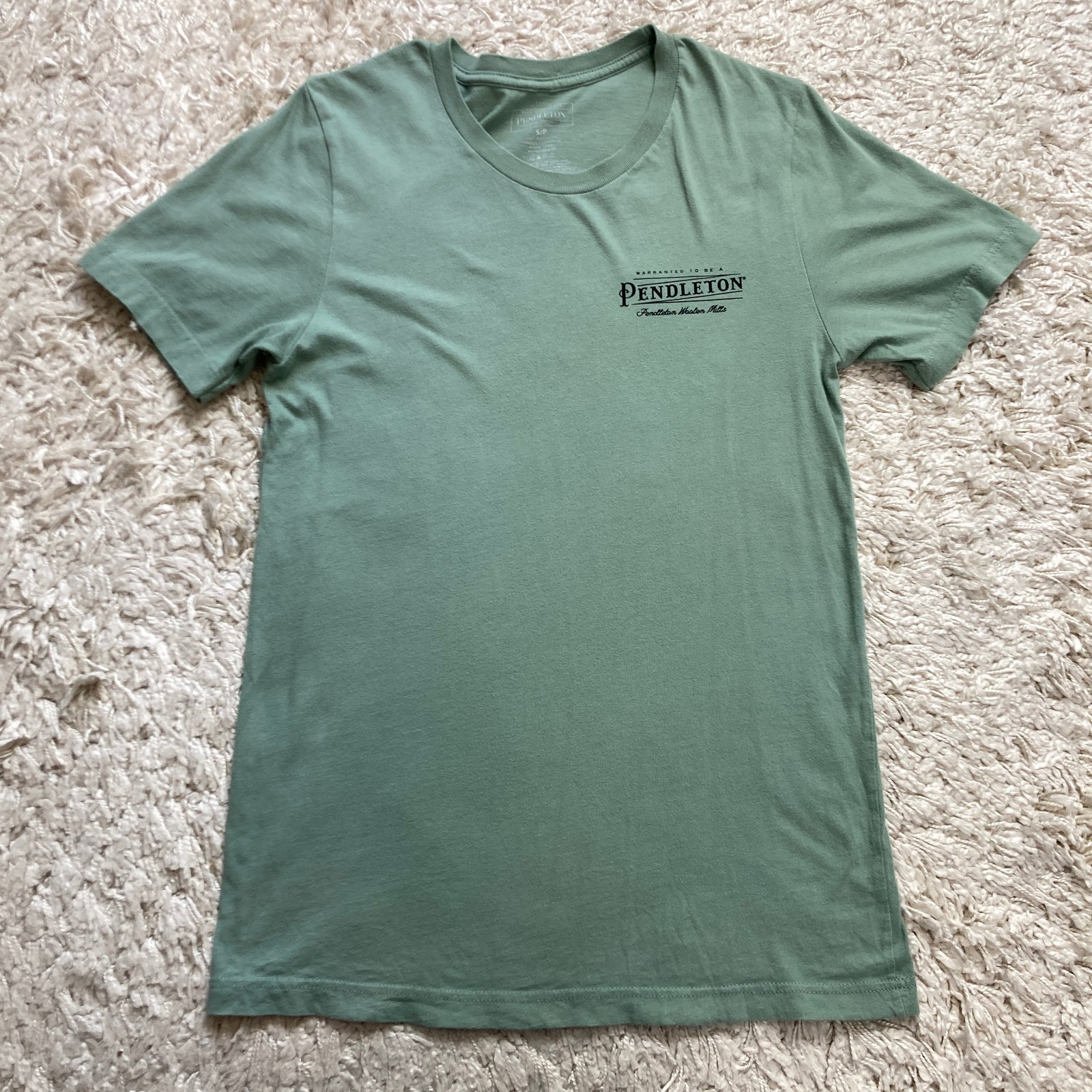 Pendleton Shirt Mens Small Green Vintage Logo Graphic Tee Woolen Mills