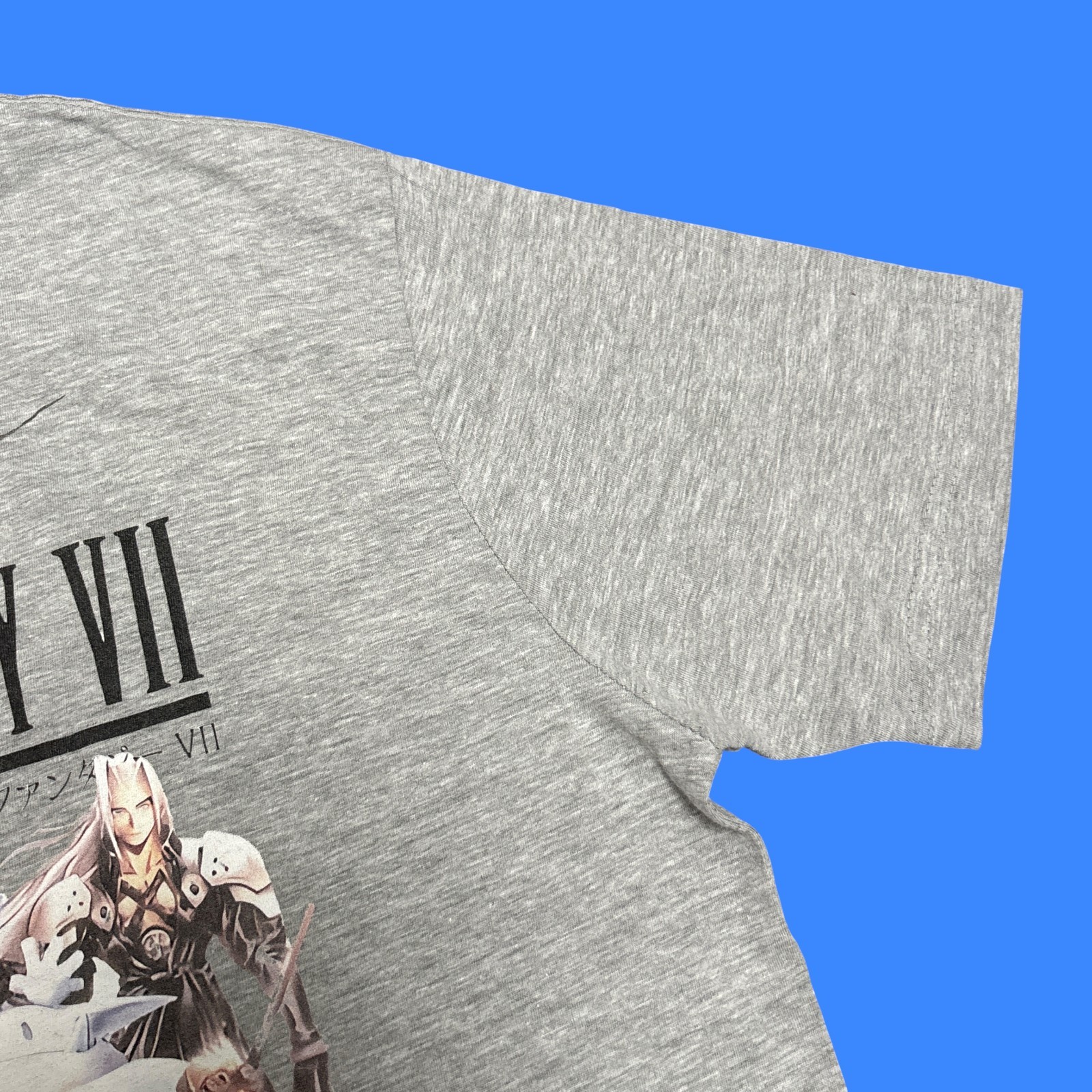 Final Fantasy VII Shirt Gray Medium Video Game Promo Graphic T-Shirt 90s Style