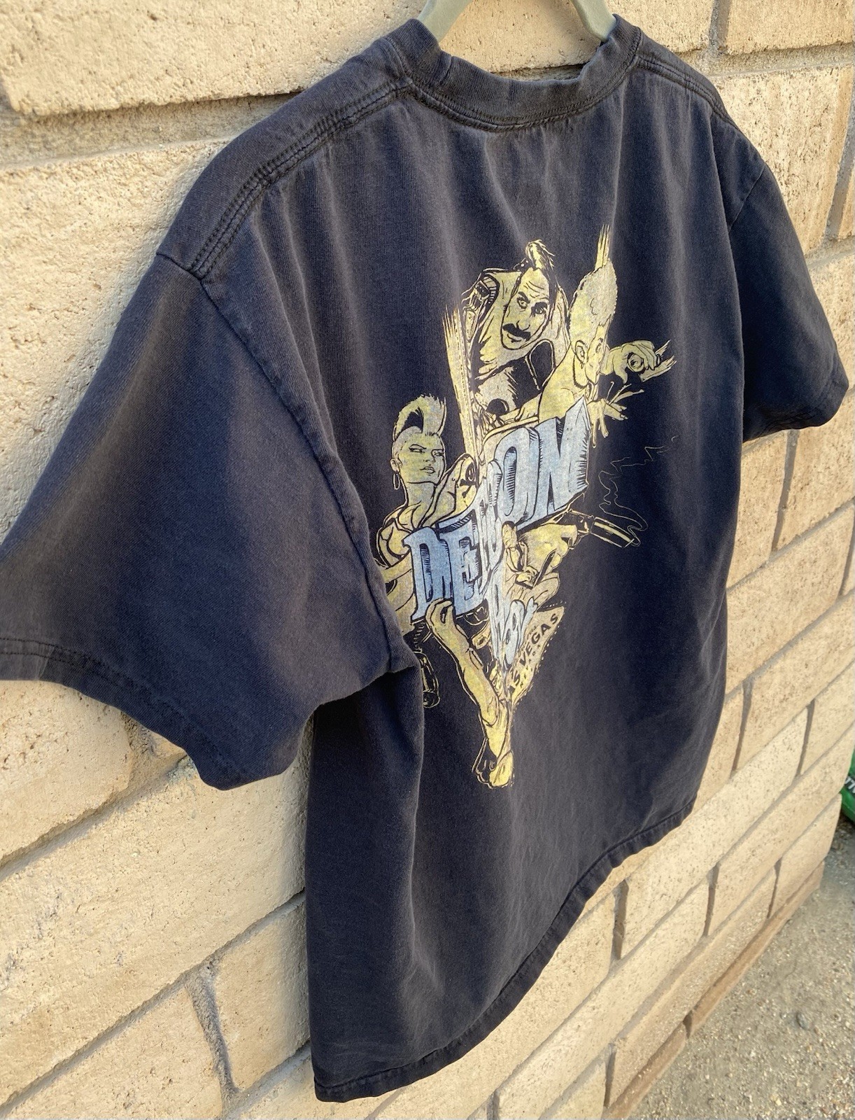 Defcon 19 Fabulous Las Vegas T Shirt Front Back Graphics Worn Has A Fade Size M