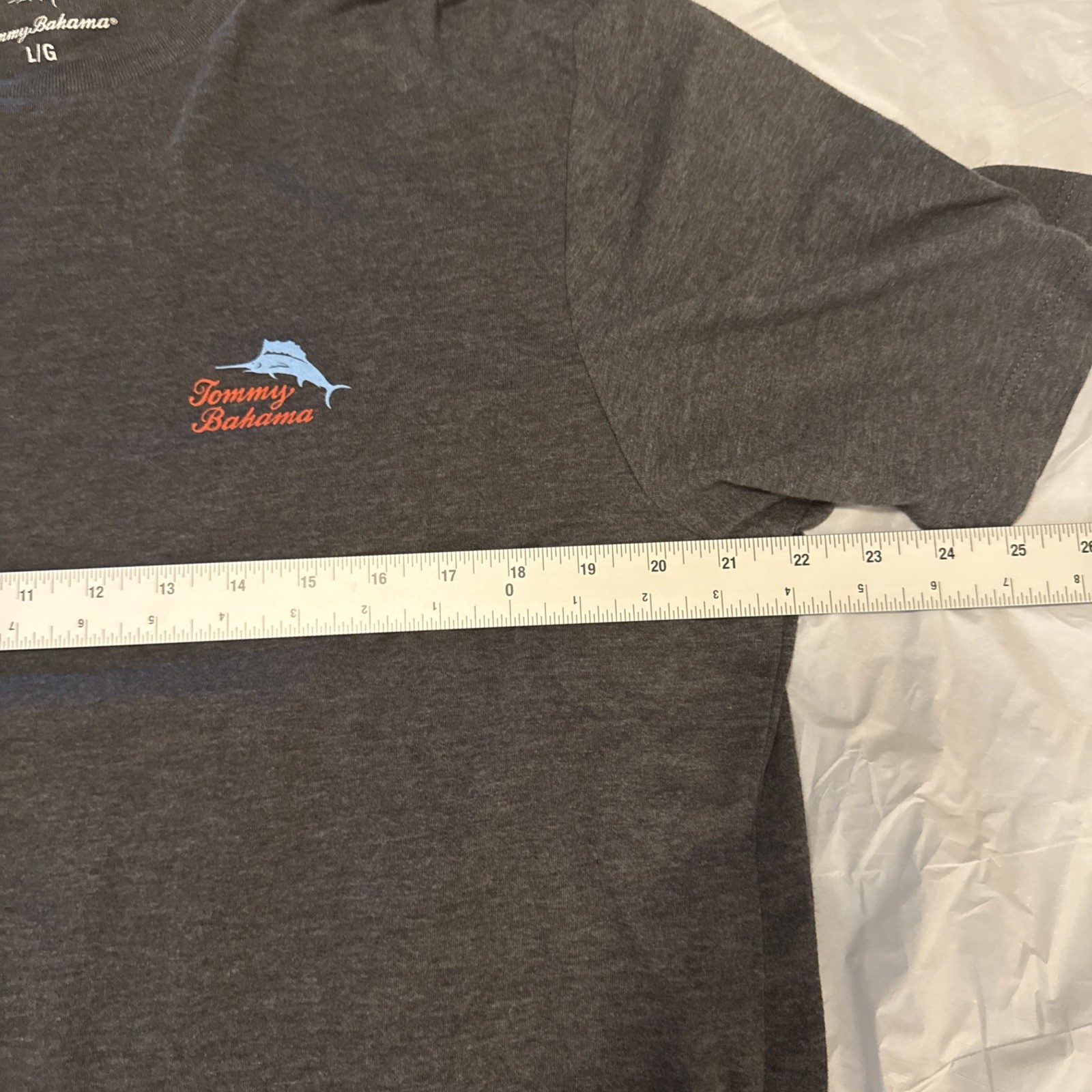 Tommy Bahama “Found These on Kegslist” SS T-Shirt Men’s XL Gray Beer Keg Party
