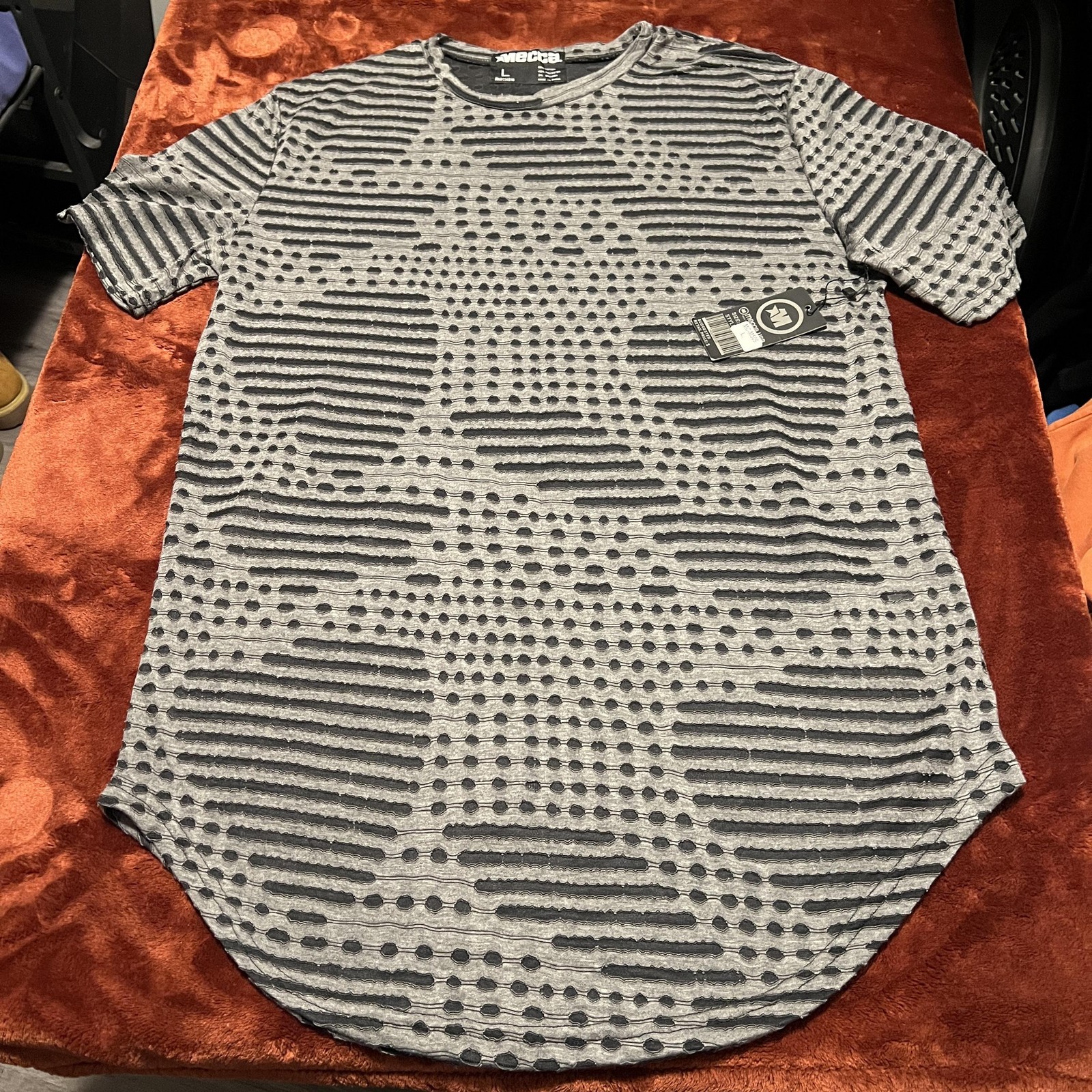 Mecca Mens Large Gray Black 3D Textured Pattern Short Sleeve Modern T-shirt NWT