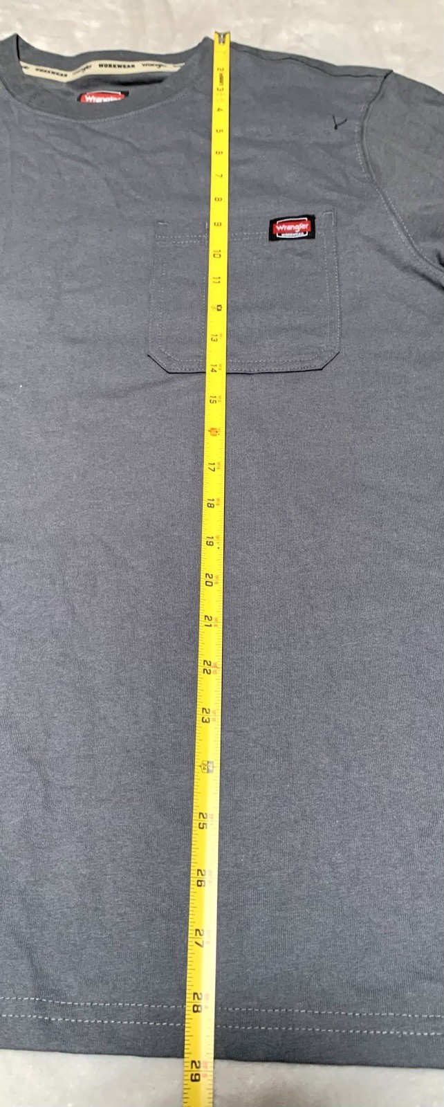 NEW Wrangler Workwear Men’s Gray/Long Sleeve/Pocket/Heavyweight T-Shirt Size M