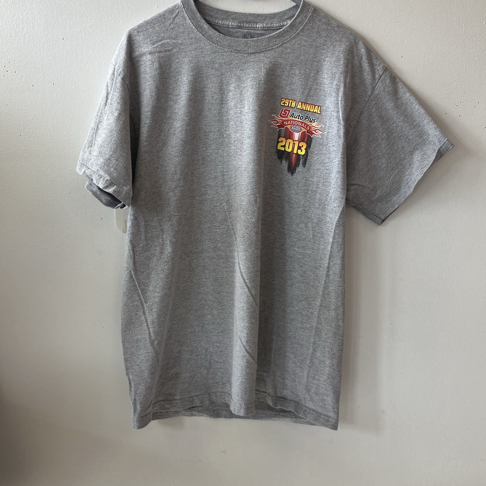 Fruit of the Loom Auto Plus NHRA Nationals 2013 Racing Graphic Tee L Gray Crew