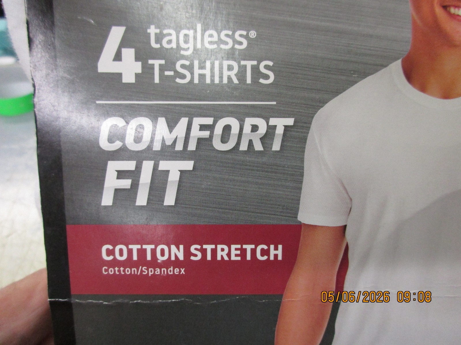 New 2 PACK Hanes White Men’s Ultimate Comfort Fit Tagless T-Shirts Size Medium