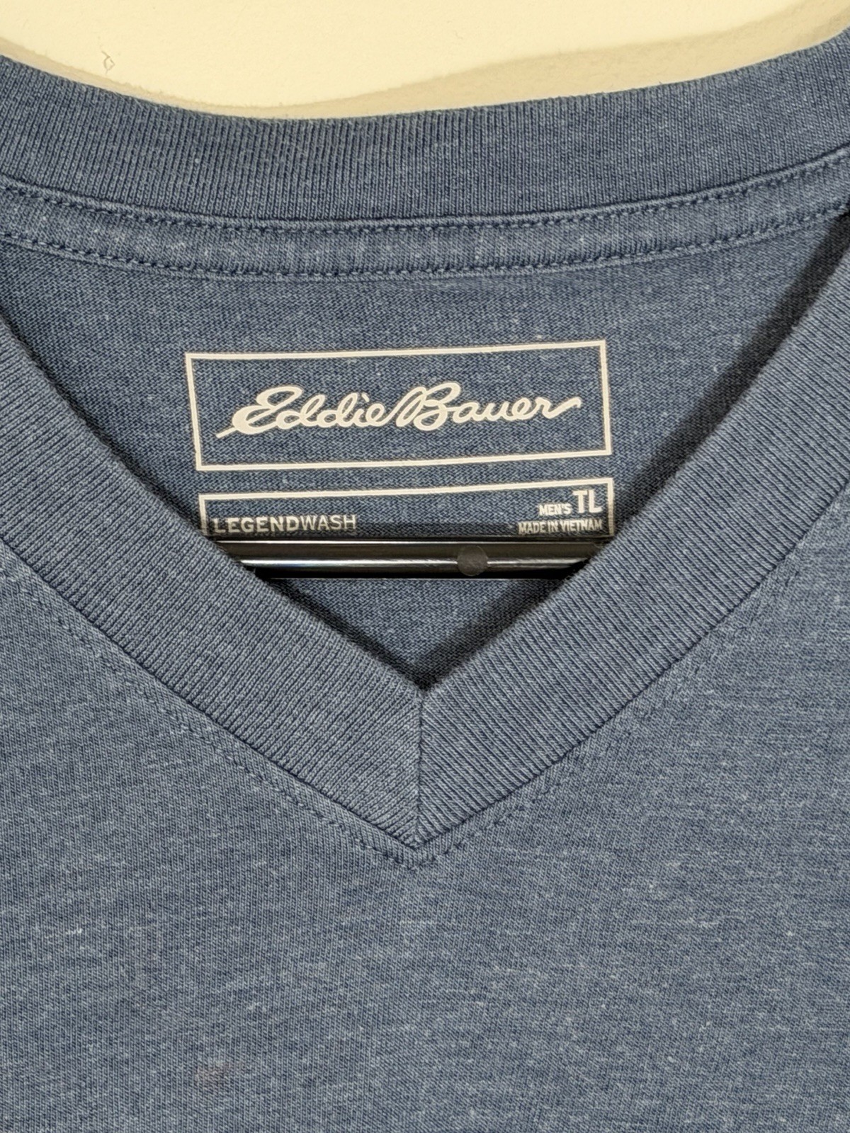 Eddie Bauer Men TL Blue V-Neck Short Sleeve T-Shirt