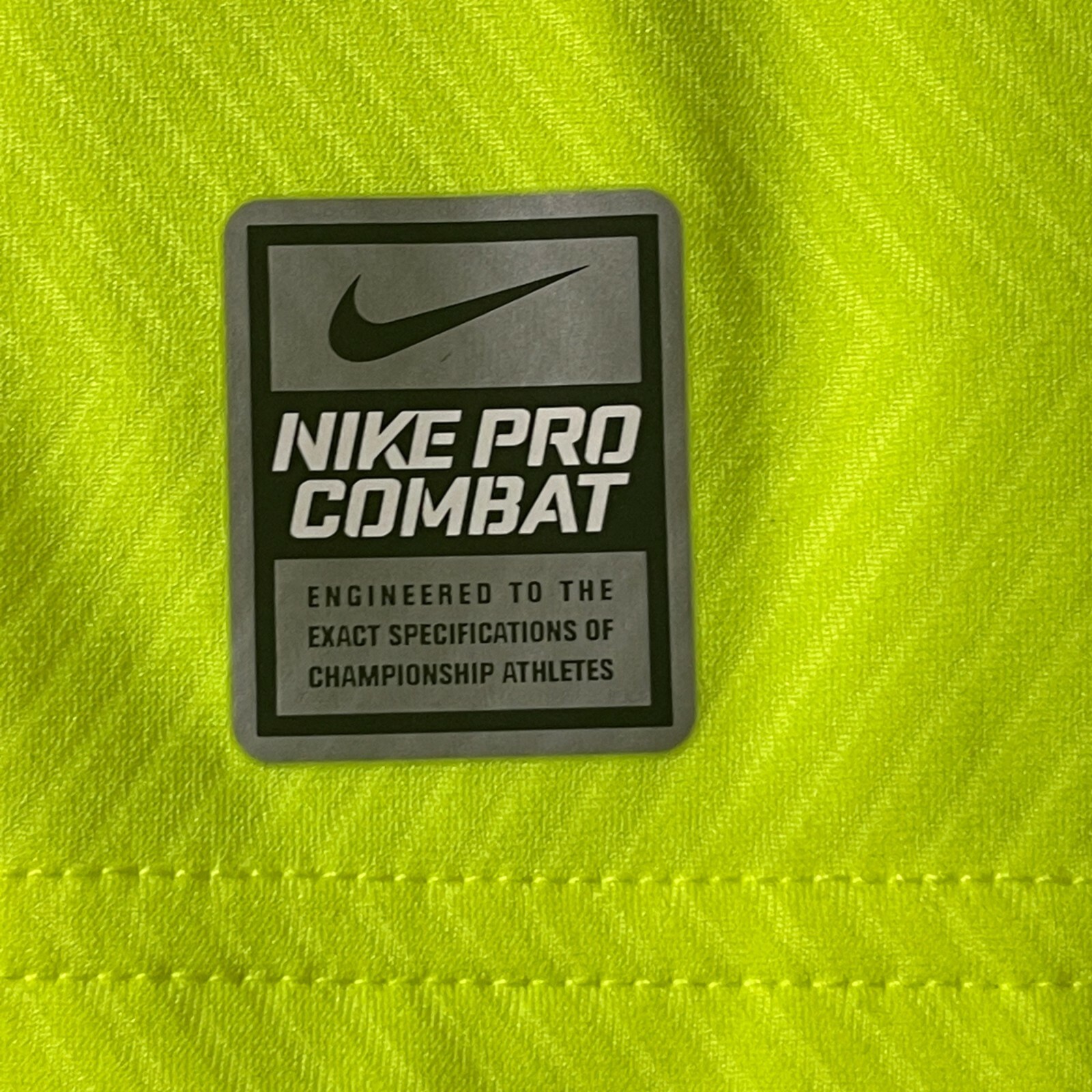 NWT Nike Pro Combat Dri-Fit Old Dominion Monarchs Chartreuse 1/4 Zip Pullover L