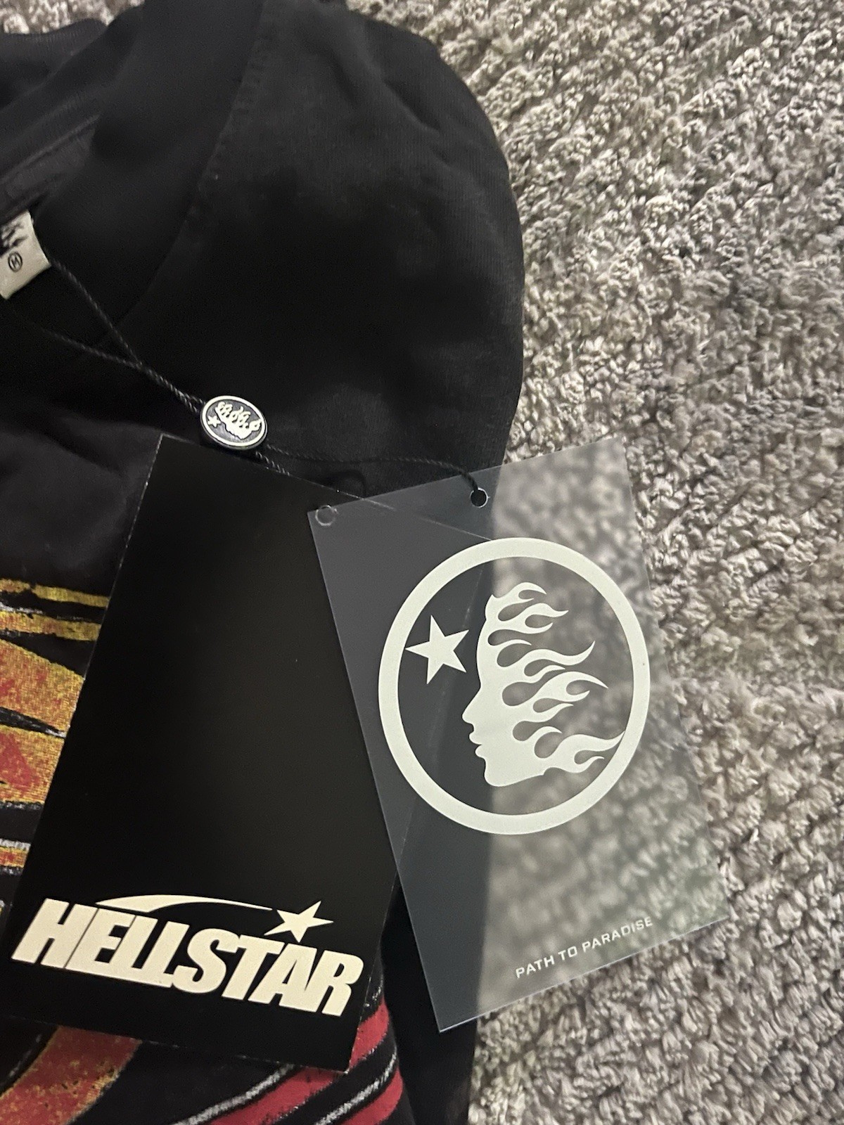 NEW Hellstar Men’s Black Graphic Print Logo T-Shirt Size M