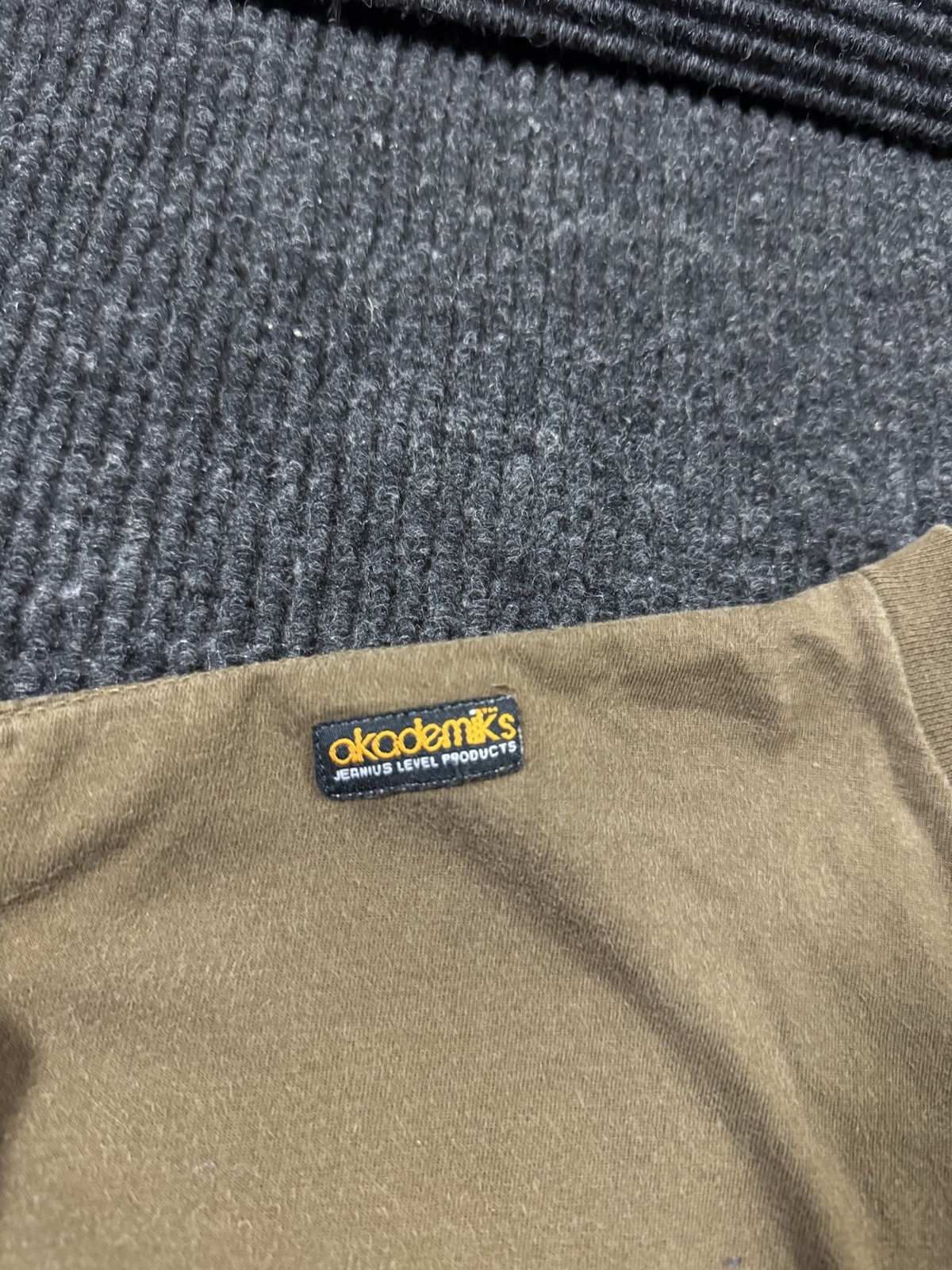 Vintage Y2K Baggy Akademiks Money Bag Dollar T Shirt Size Medium