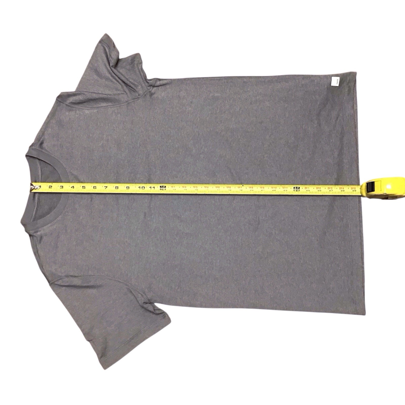 Vuori Ponto Performance Tee Shirt Mens Large Gray Heather Short Sleeve V1057