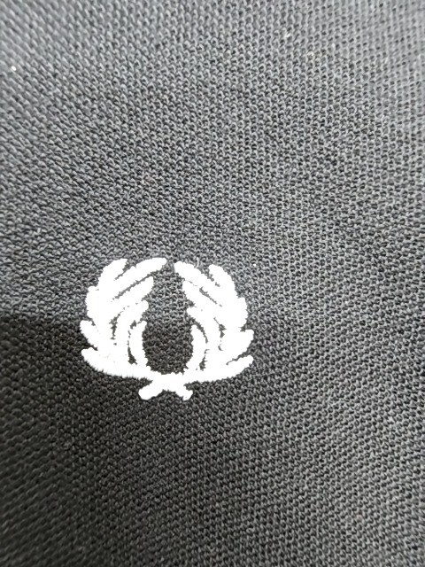 FRED PERRY Men’s Black Polo Shirt Size L Button Front Striped Collar