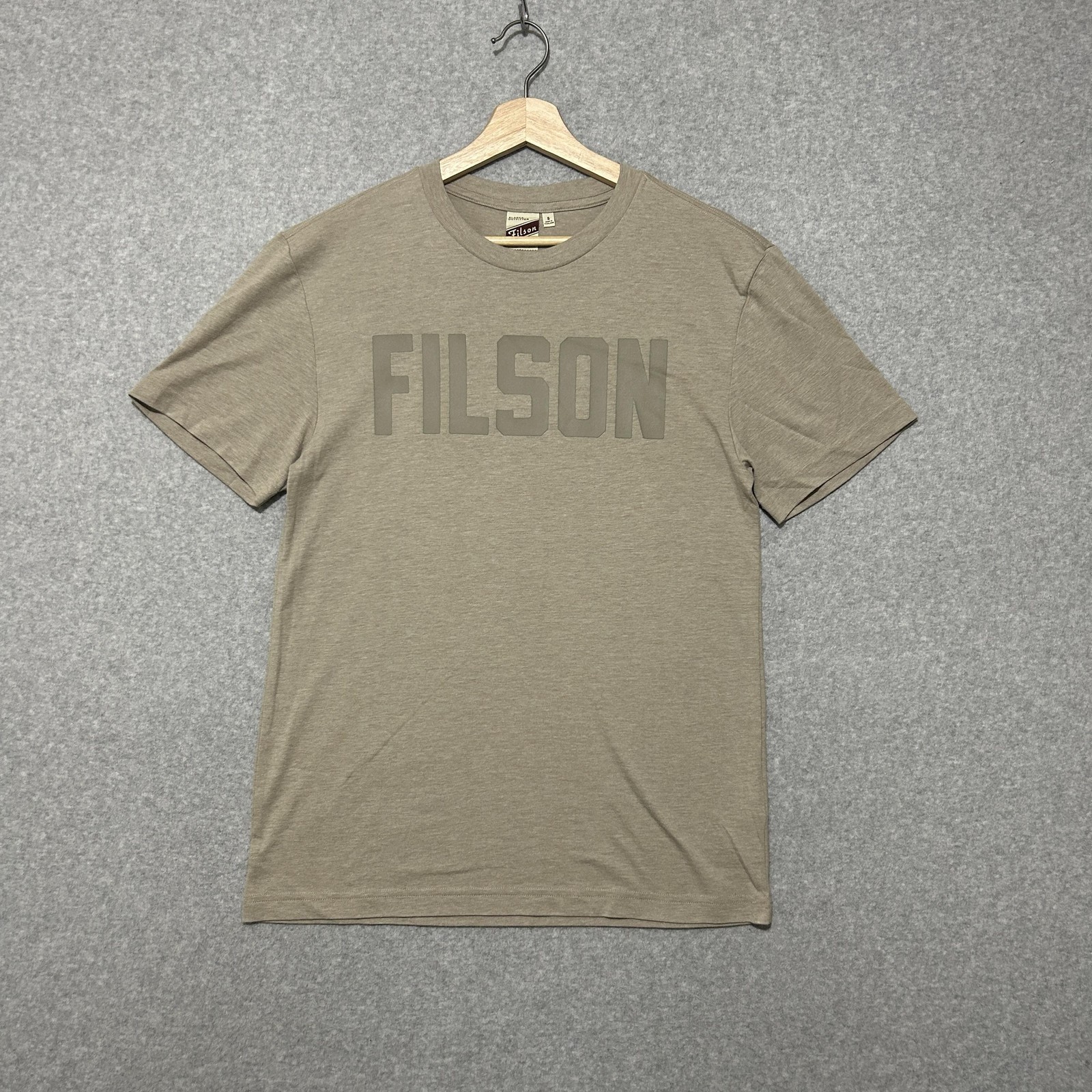 Filson Shirt Mens Small Beige Logo Graphic Tee Short Sleeve Outdoor Casual